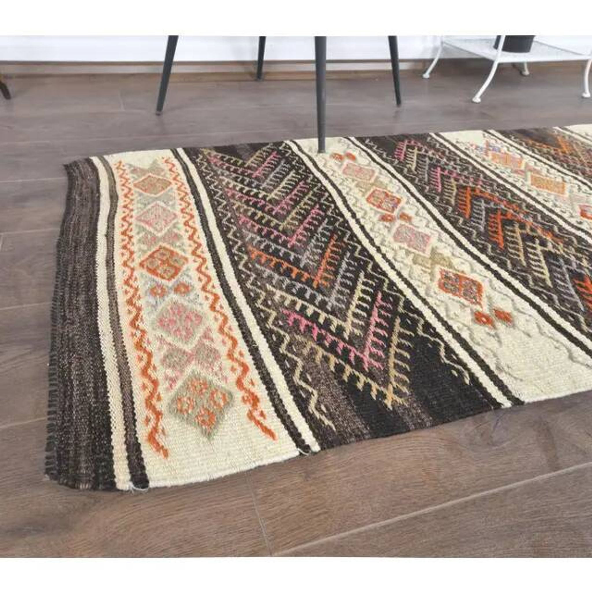 1970s Vintage Turkish Runner Handwoven Wool Flatweave Kilim Rug 84x266