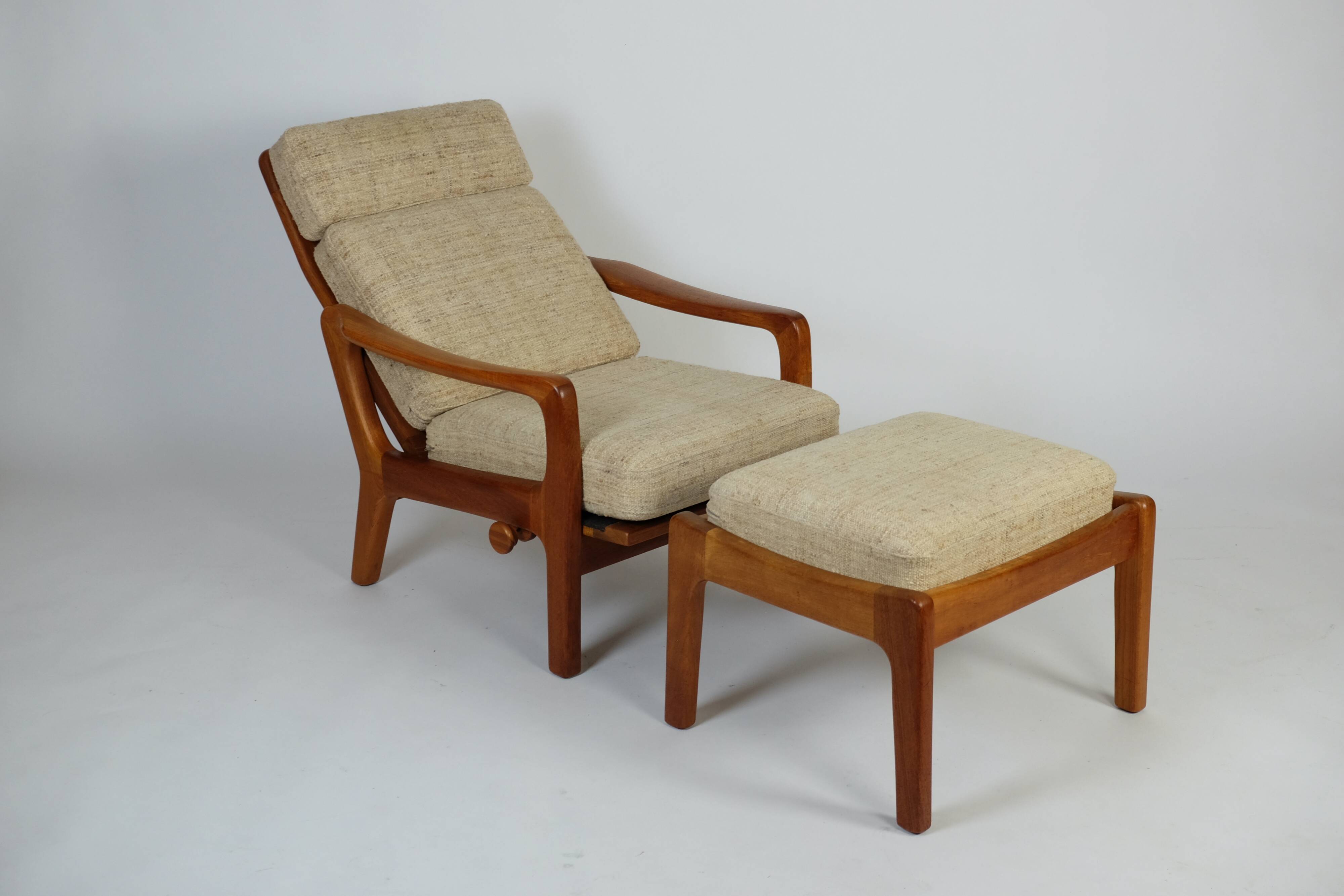 Dänischer Teak Hochlehner Sessel J. Kristensen + Ottomane 70er