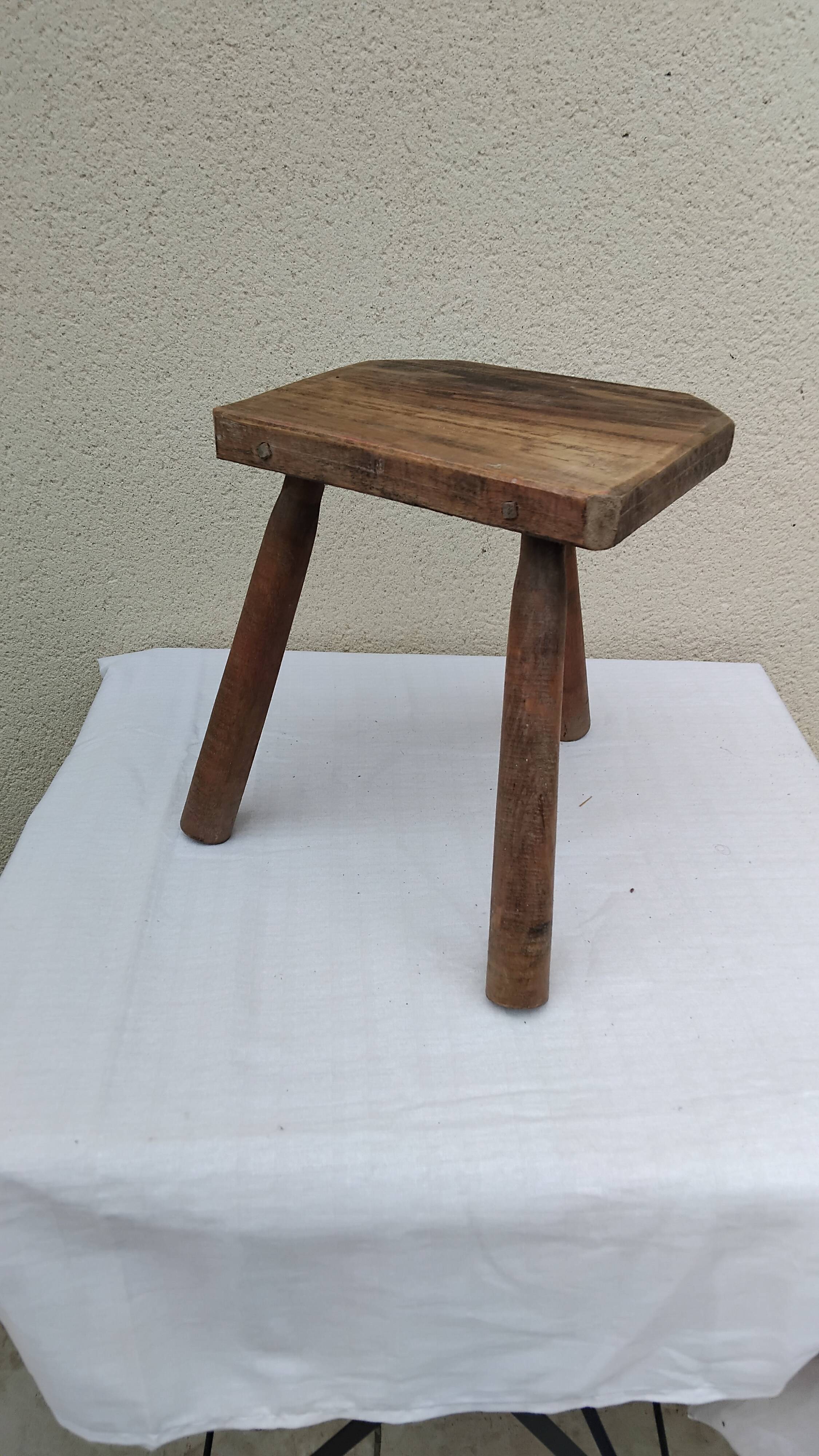 Antique vintage tripod milking stool