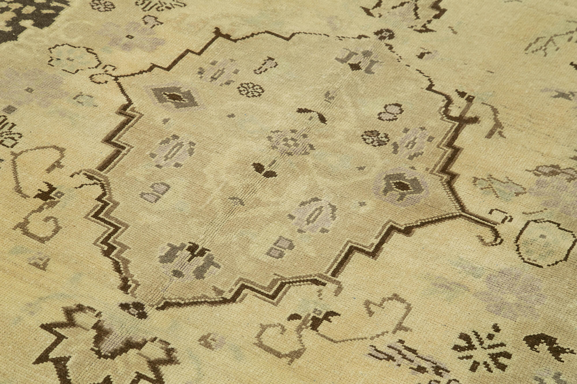 1970s handwoven vintage anatolian beige rug 149 cm x 266 cm