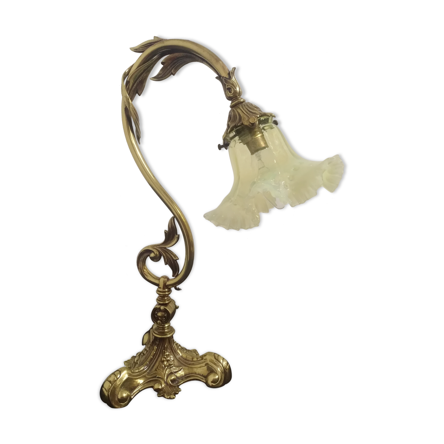 Bronze Art Nouveau lamp