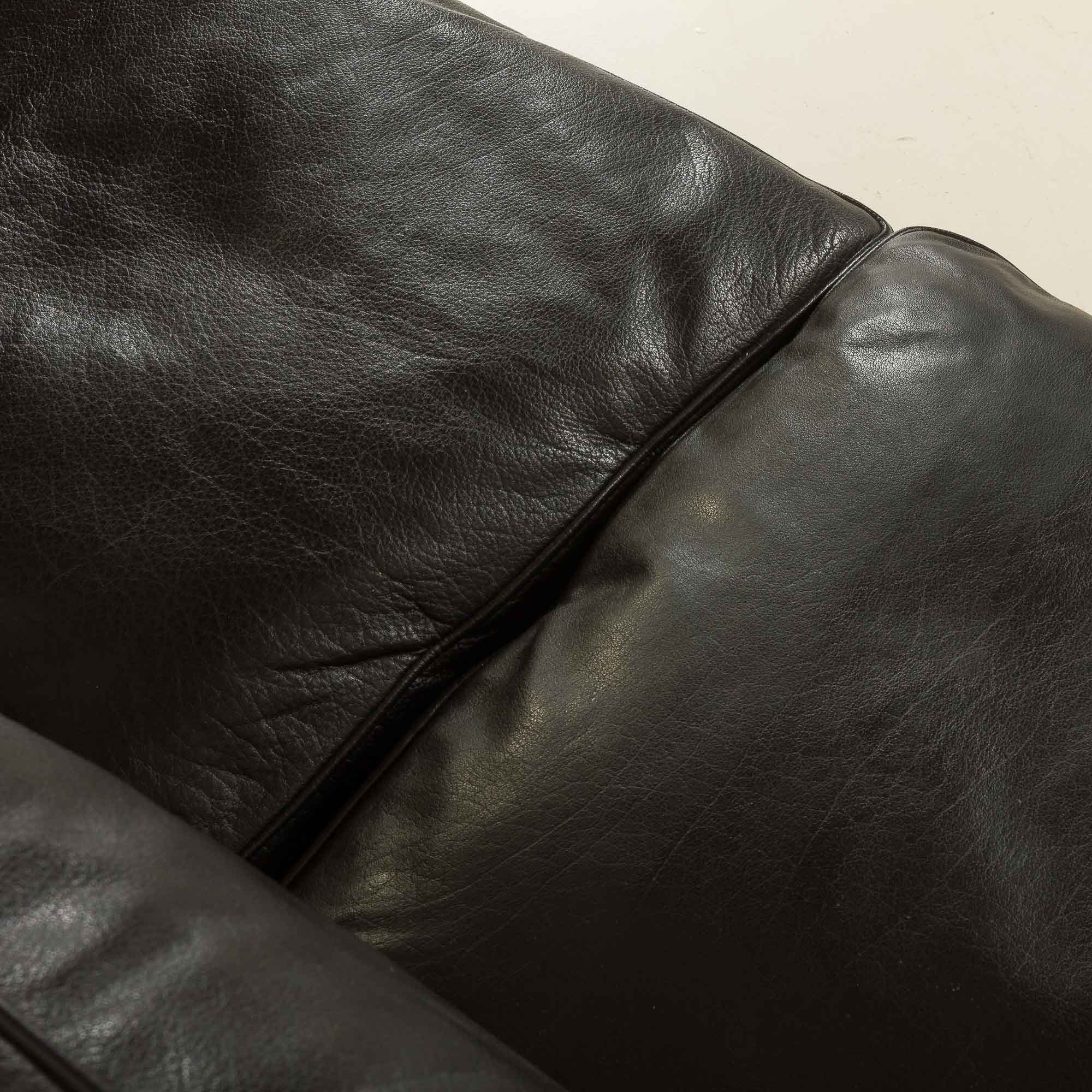 Stouby leather sofa, Denmark 1970s