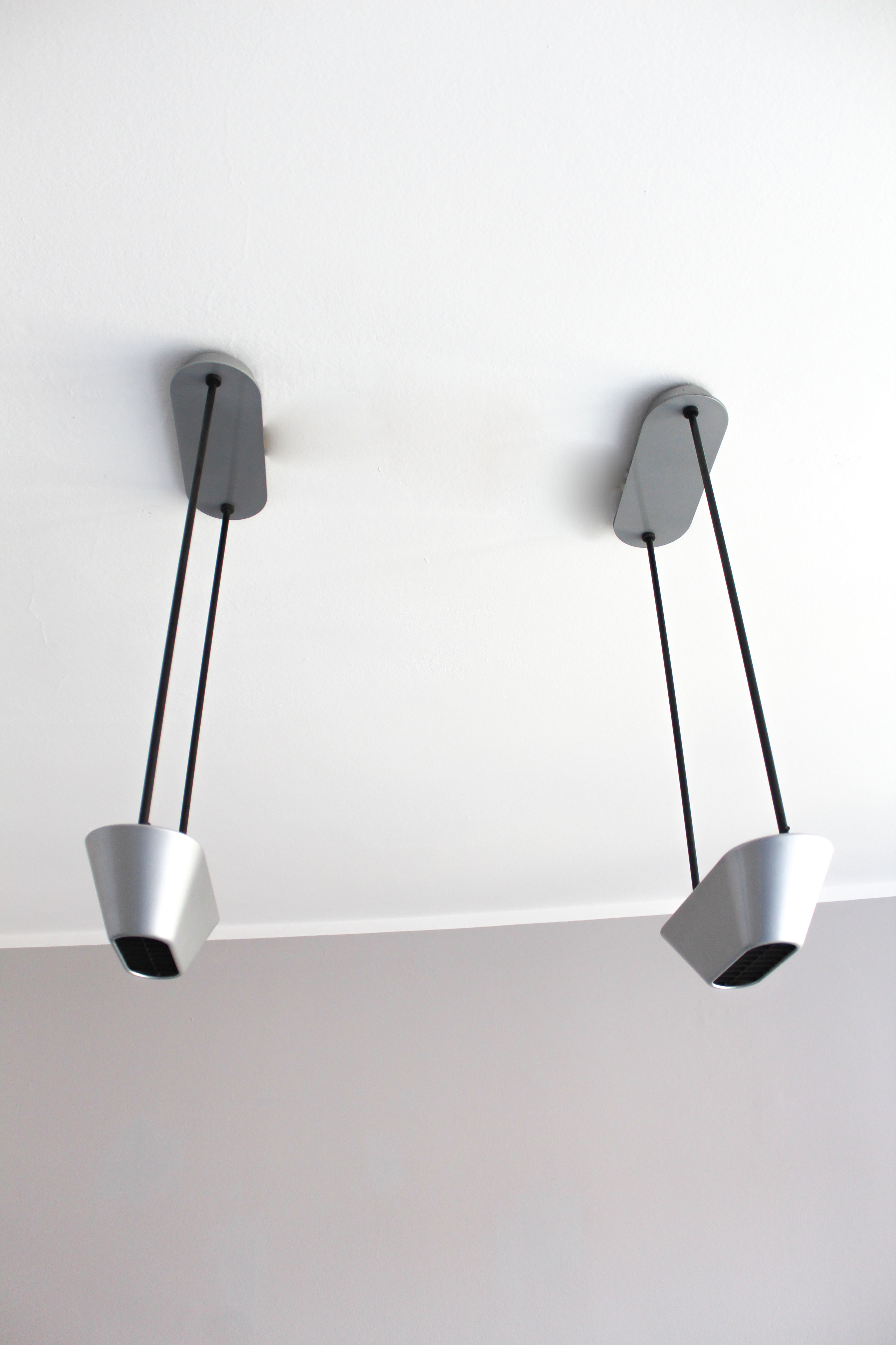 Pair of Artemide chandeliers, model Sidone Designer De Pas - D'urbino -Lomazzi Italia anni 80'