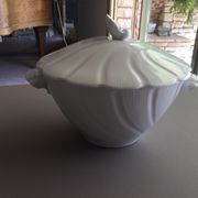 Soupière blanche en porcelaine de Limoges