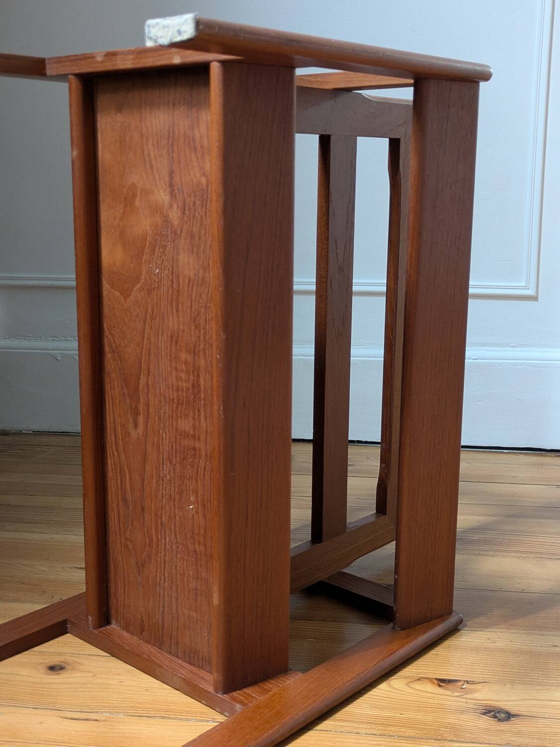 Vintage magazine rack