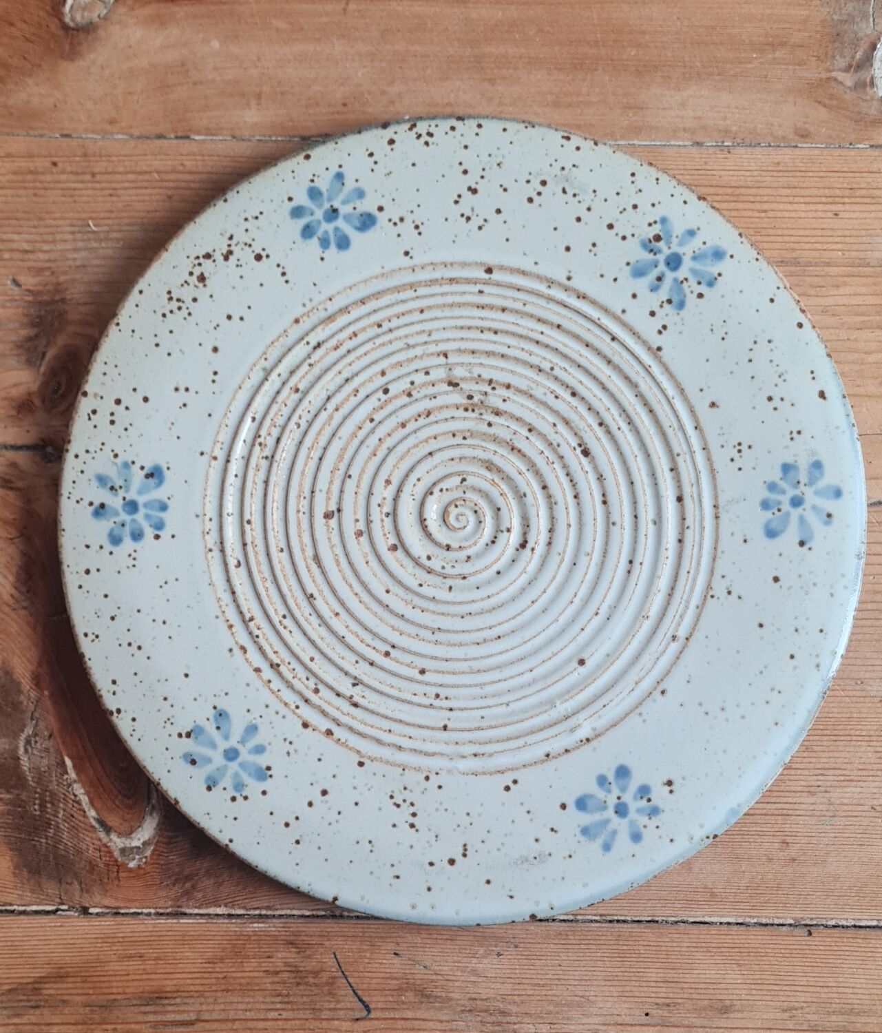 Glazed stoneware trifle