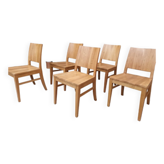 Set of 5 wooden chairs