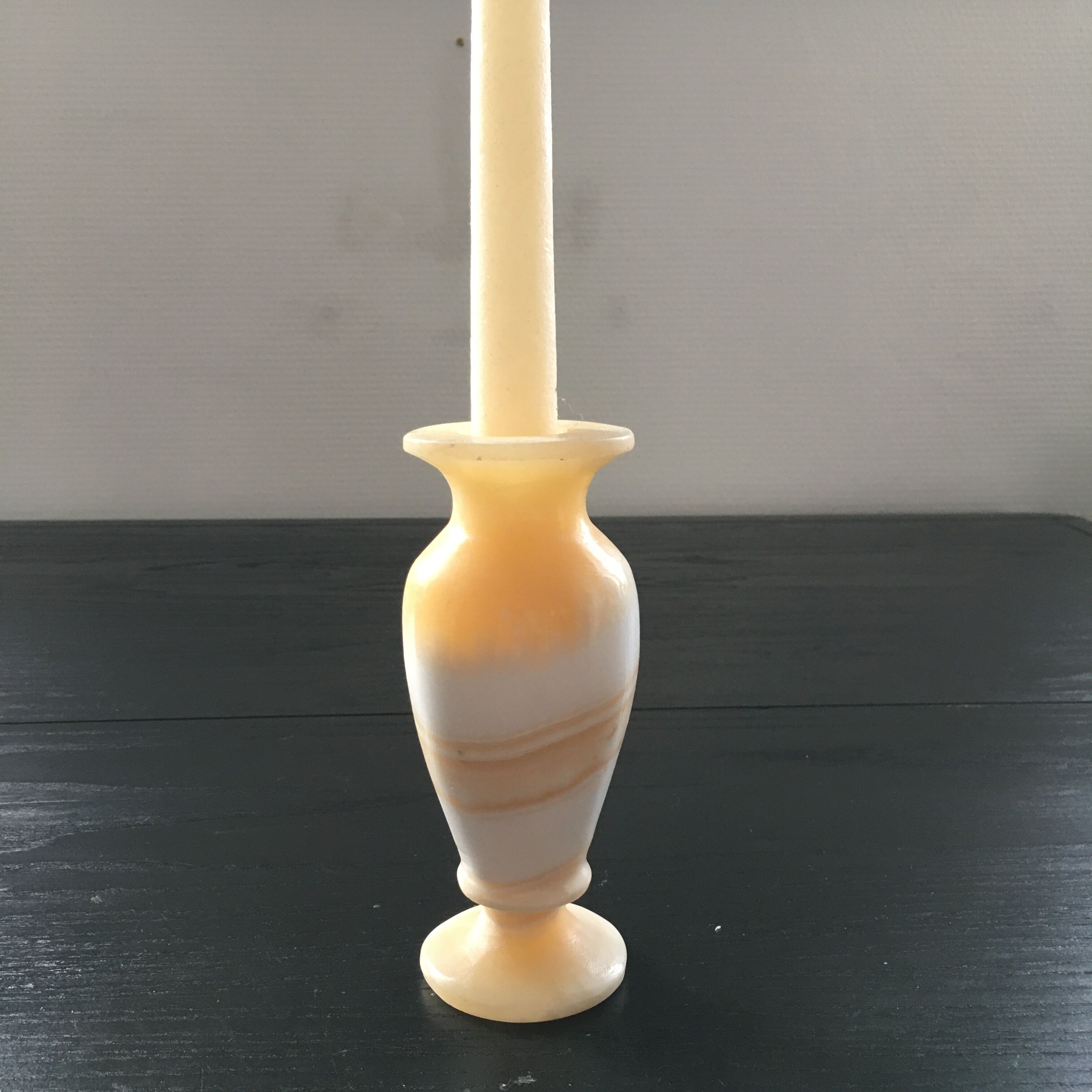 Two-tone marble candle holder