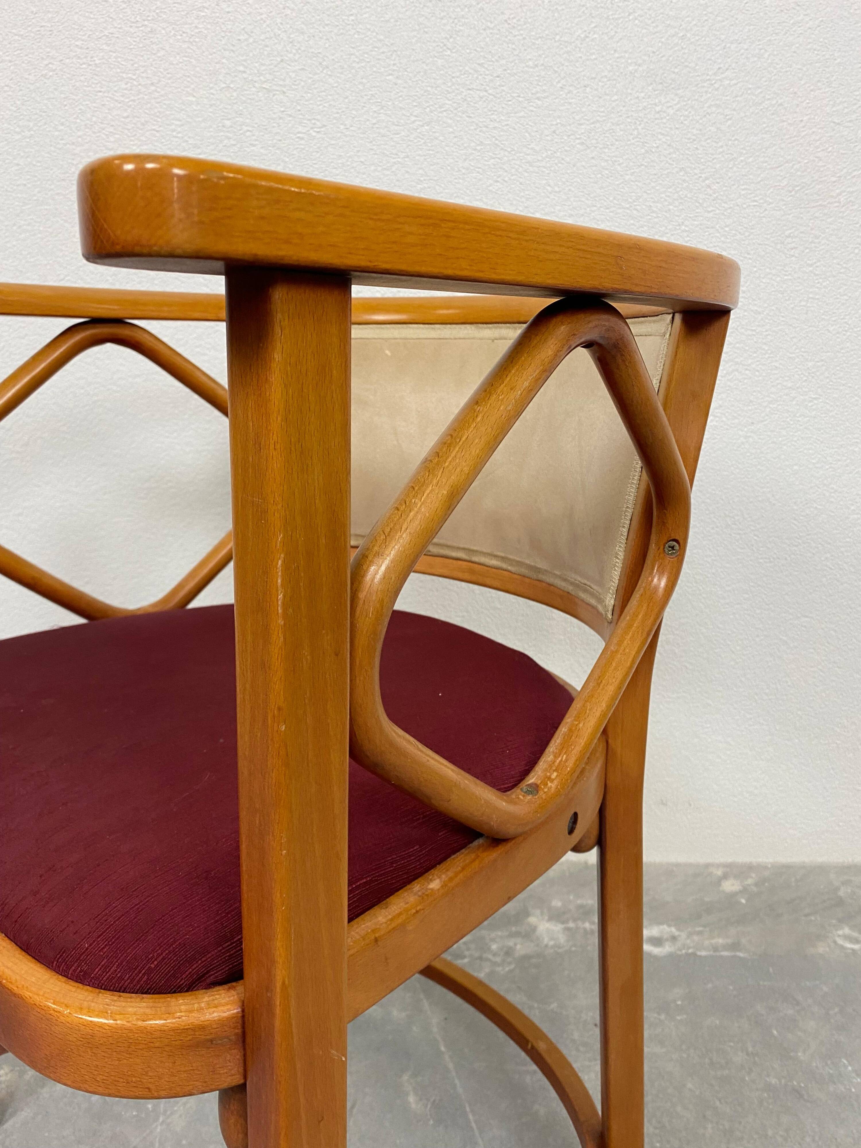 Set of 4 Fledermaus chairs made by Thonet.