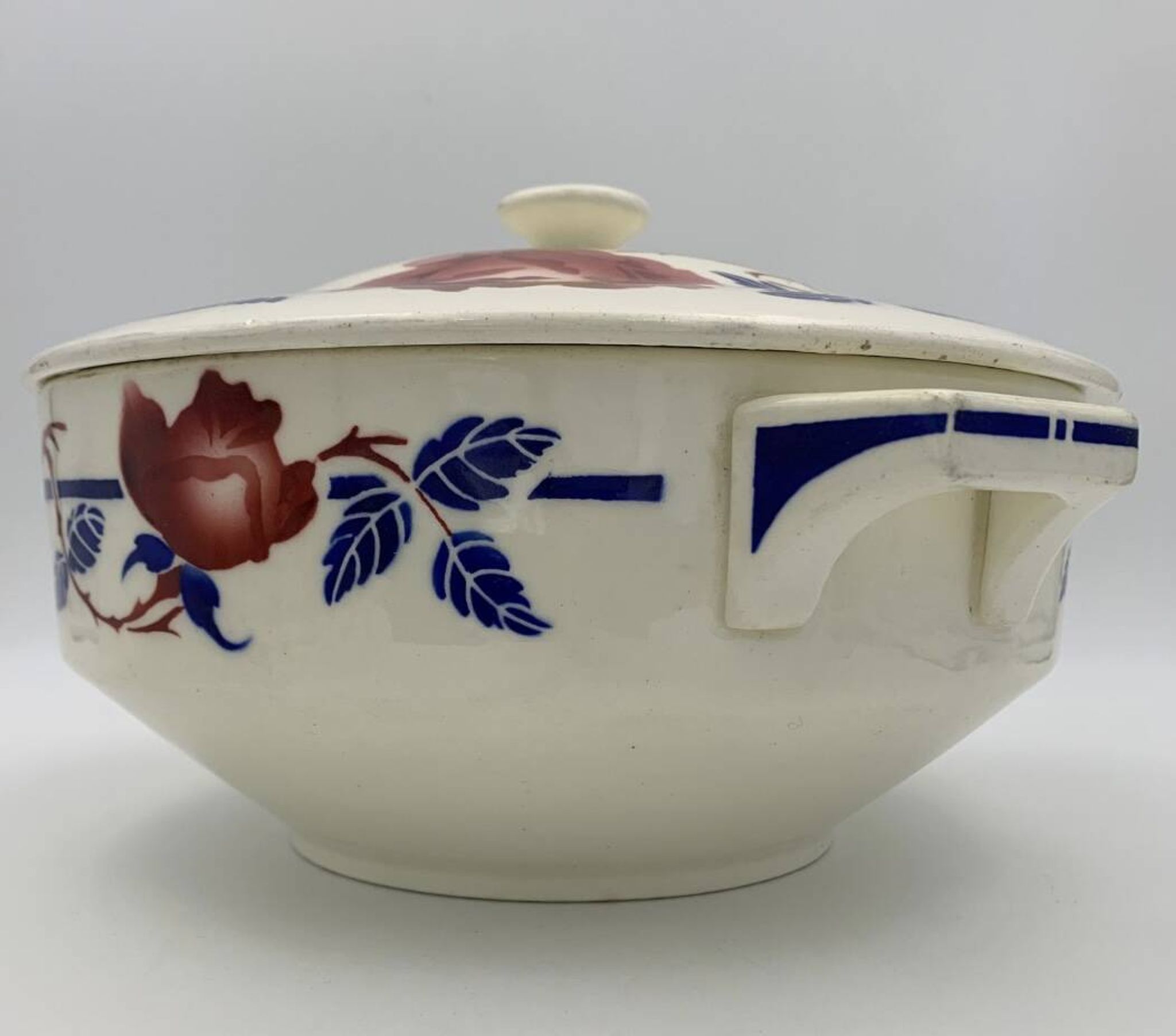 Antique French earthenware soup tureen K & G Lunéville, "Chantal" model