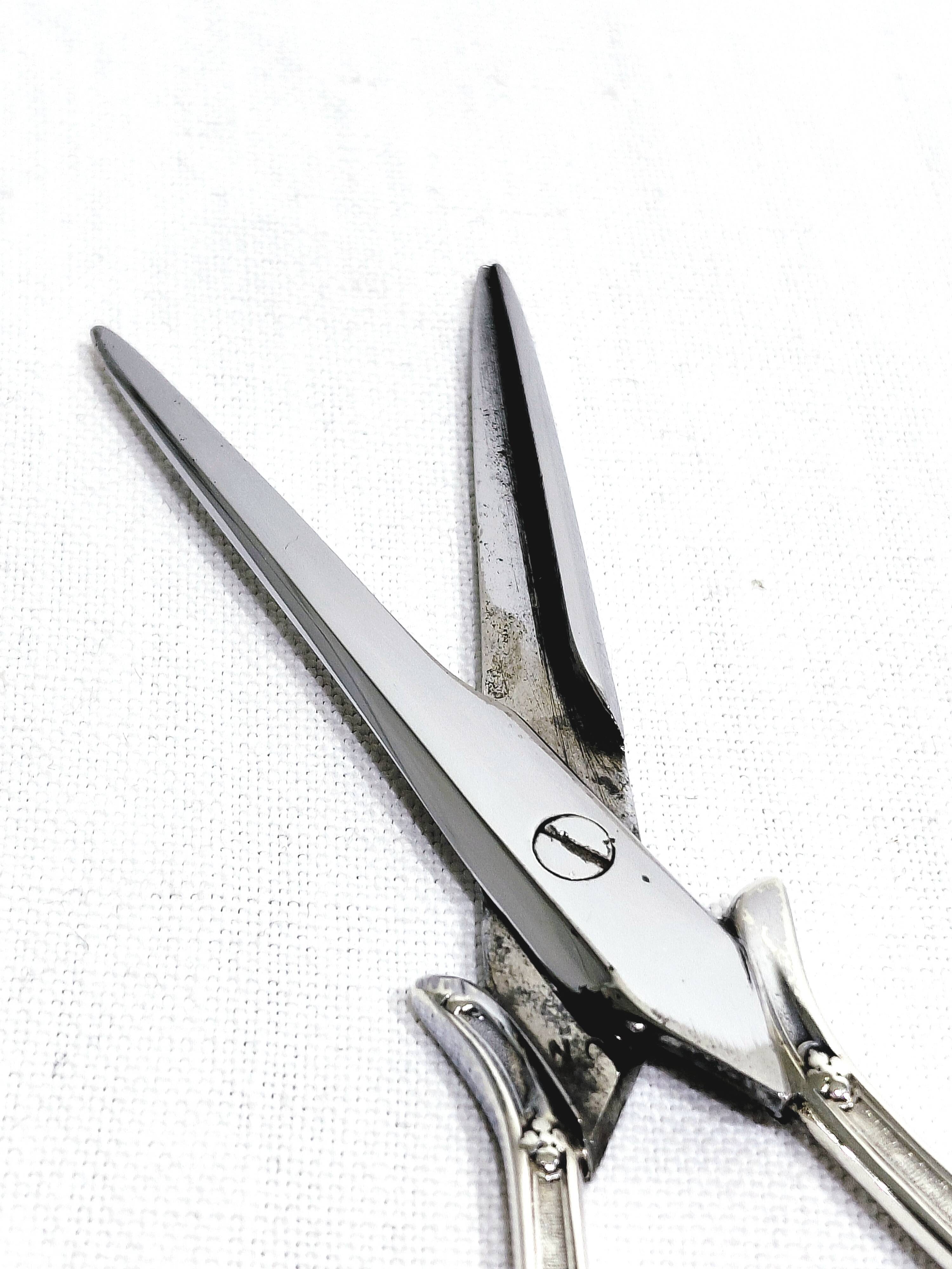 Eugène Schifferlet - Pair of grape scissors in silver