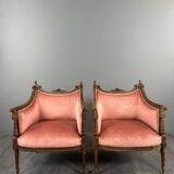 Paire de fauteuils bergères de style Louis XVI en bois sculpté, velours, XX
