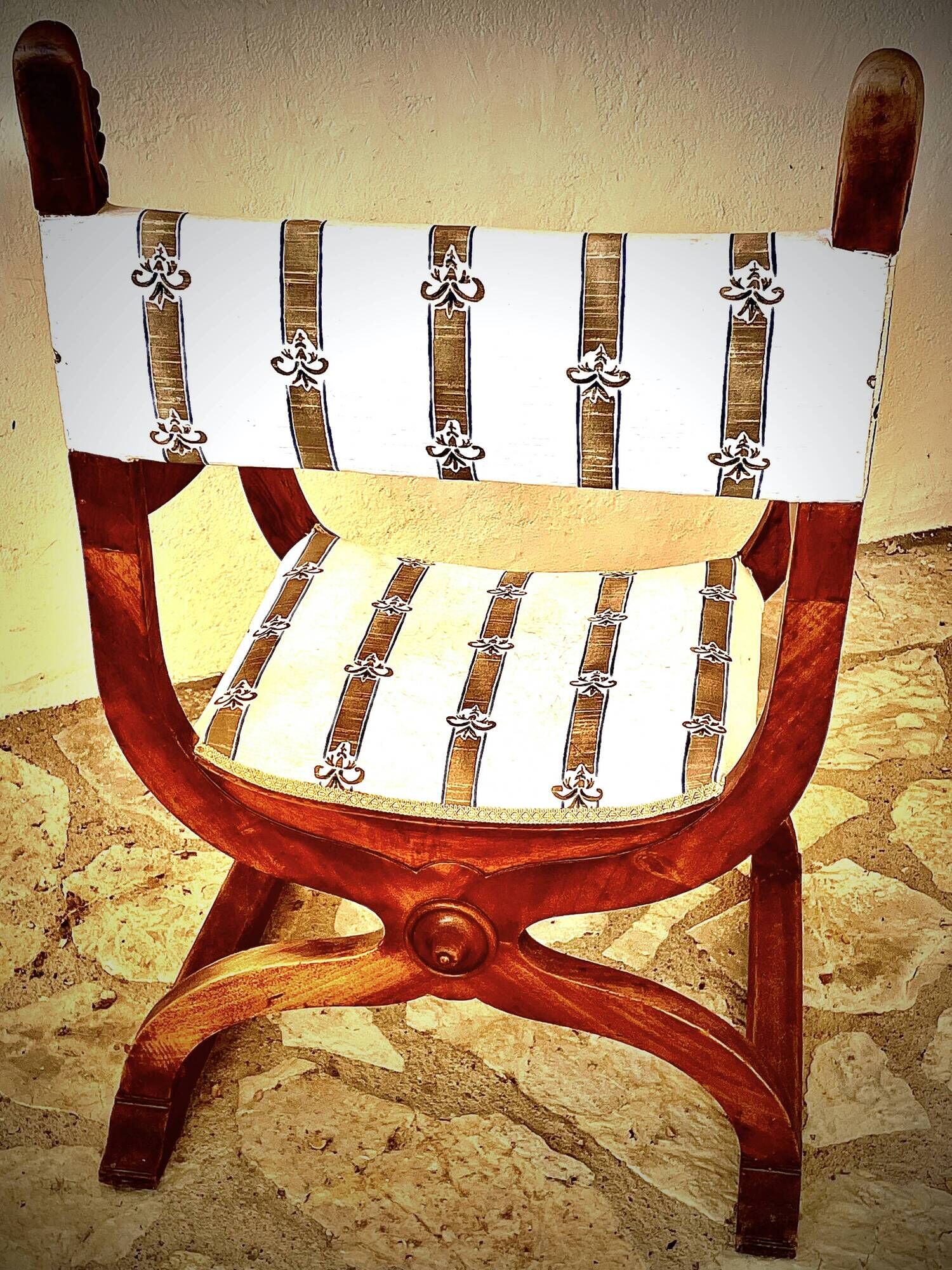 French Empire mahogany office chair with carved detail in the shape of