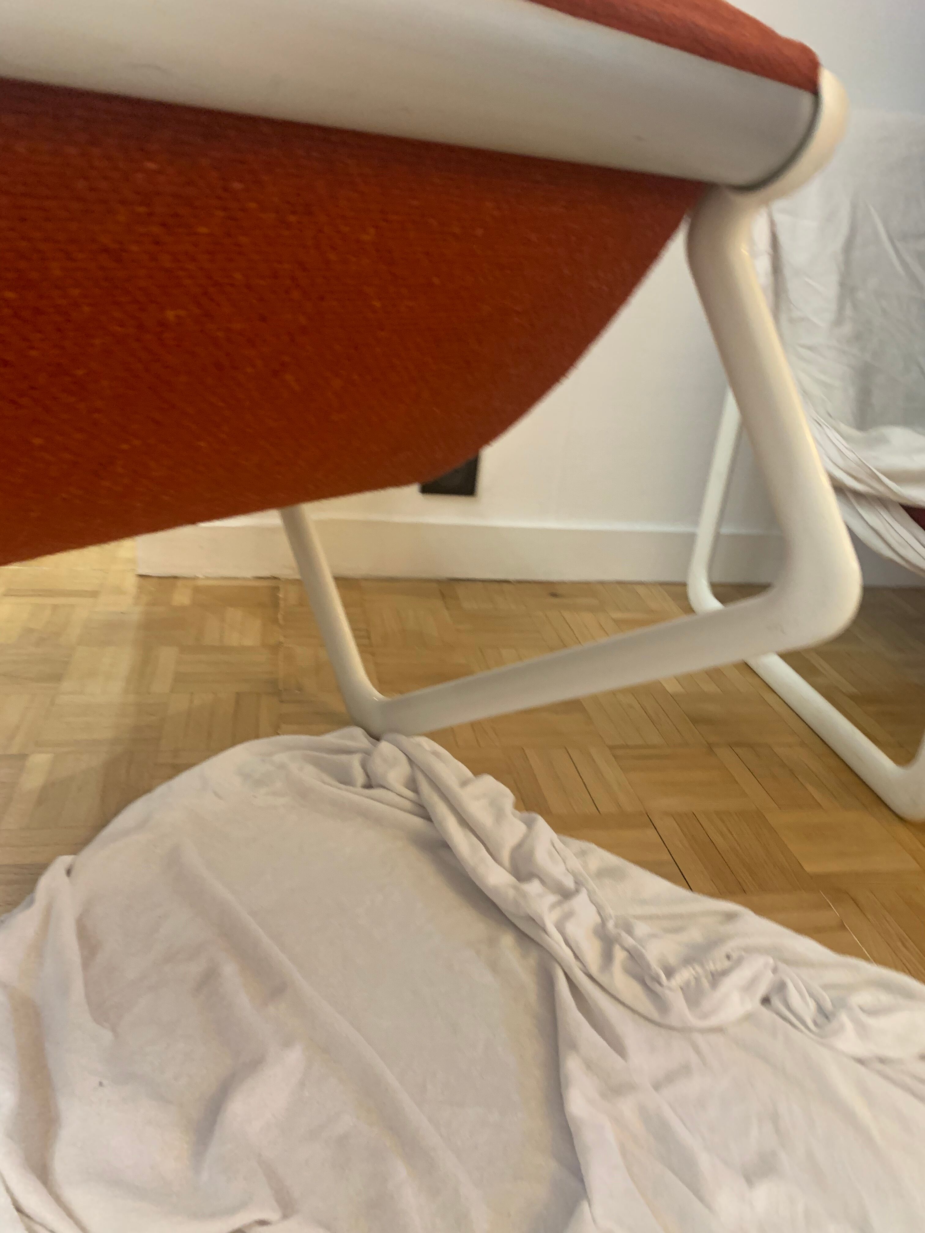 Knoll Sling armchair