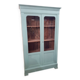 Old showcase