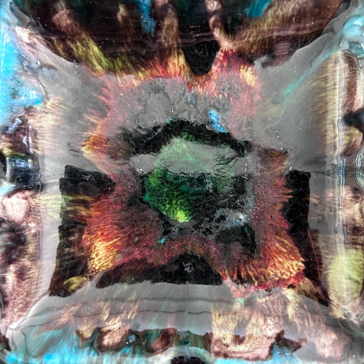 Vide poche pièce unique signée Youen