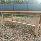 Farm table