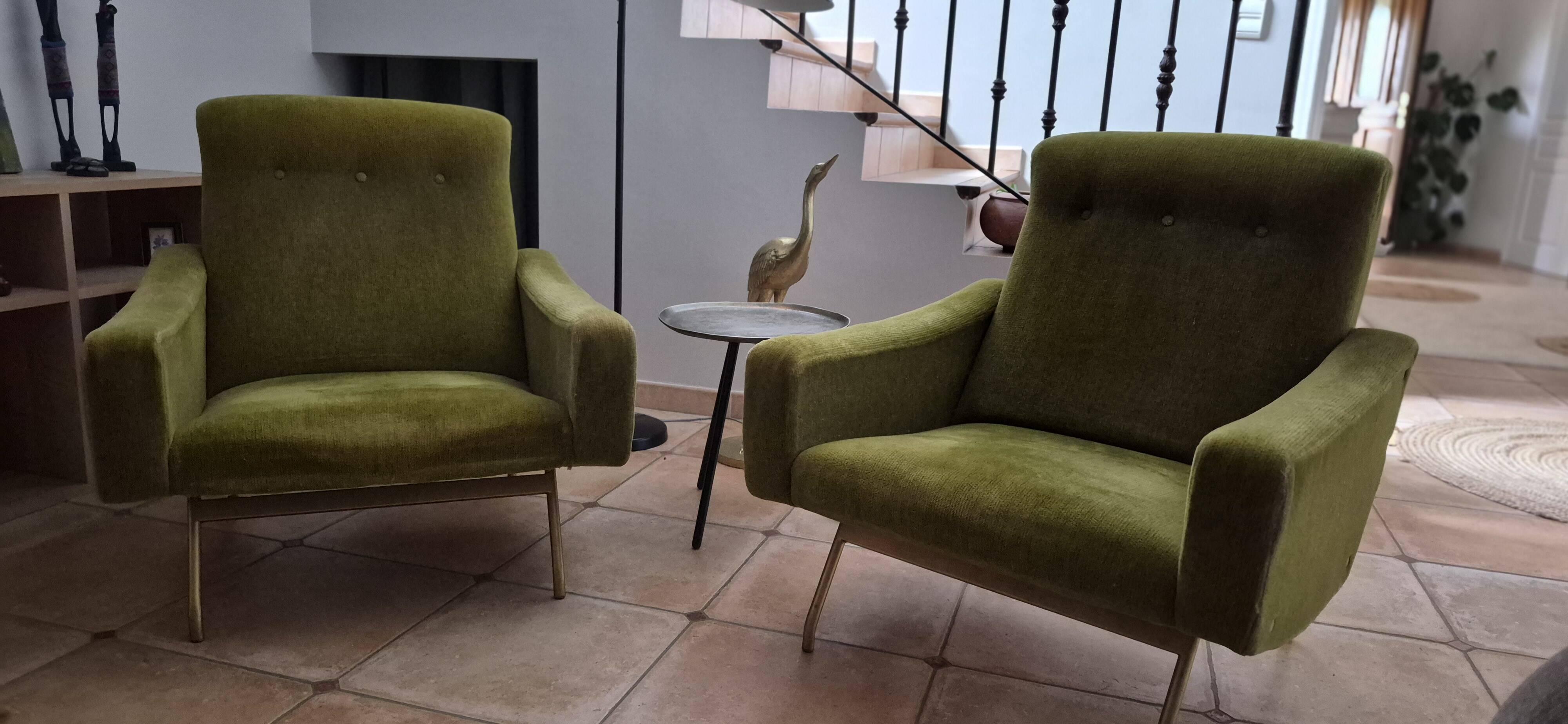 Galion armchair in green velvet steiner