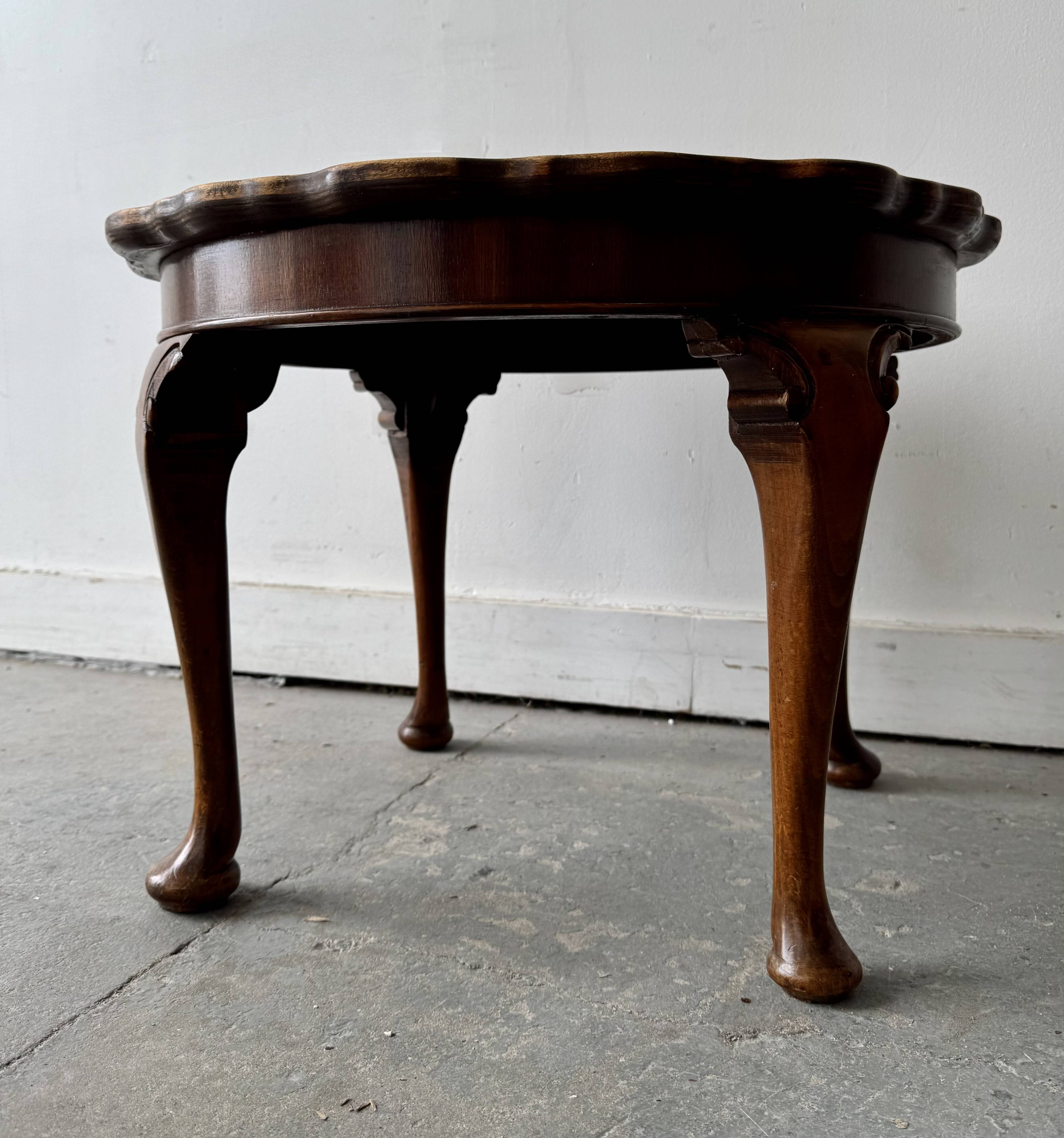 Vintage Round Pie Crust Coffee Table