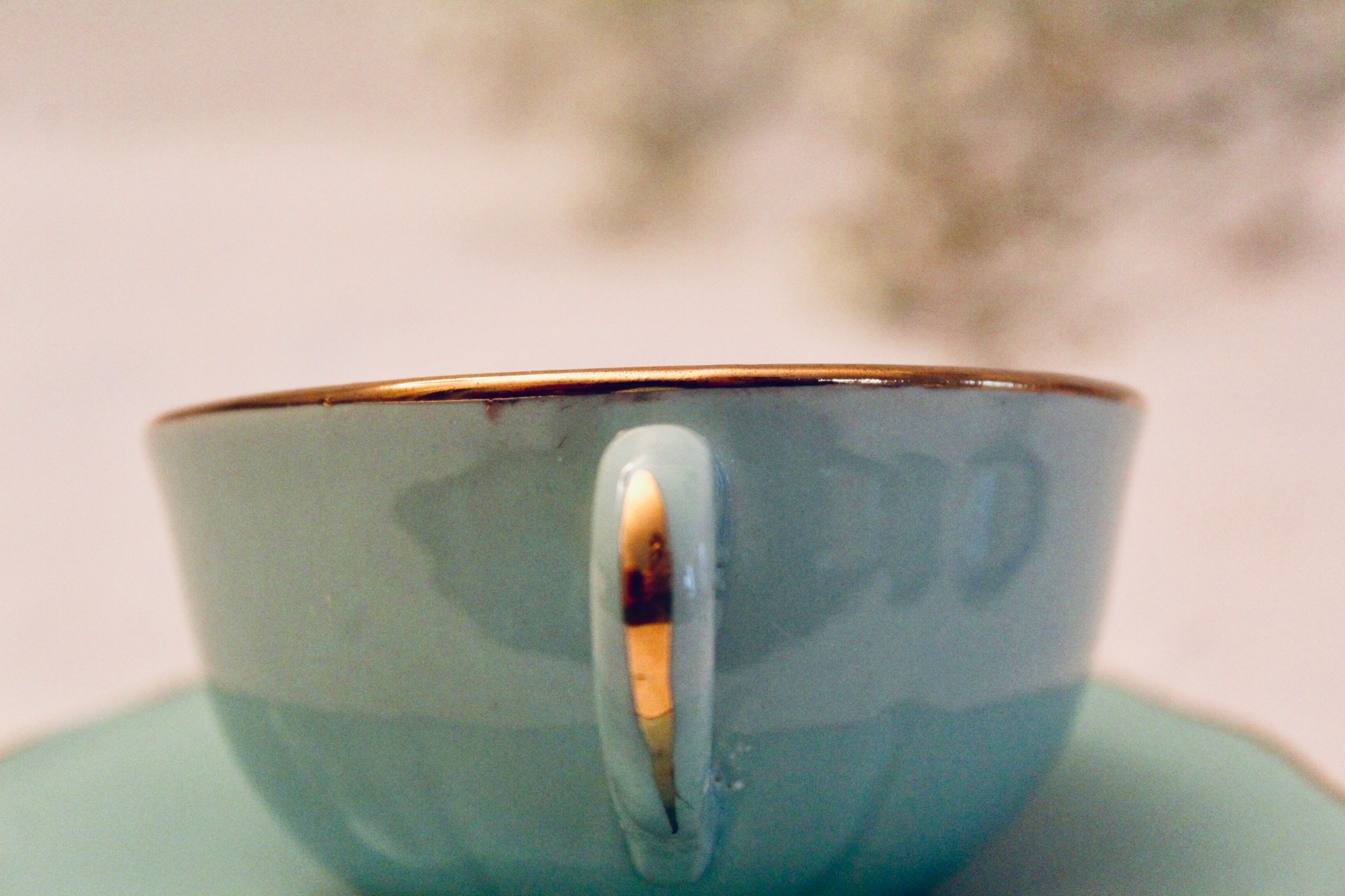 6 multicolored cups and saucers, pearly interior