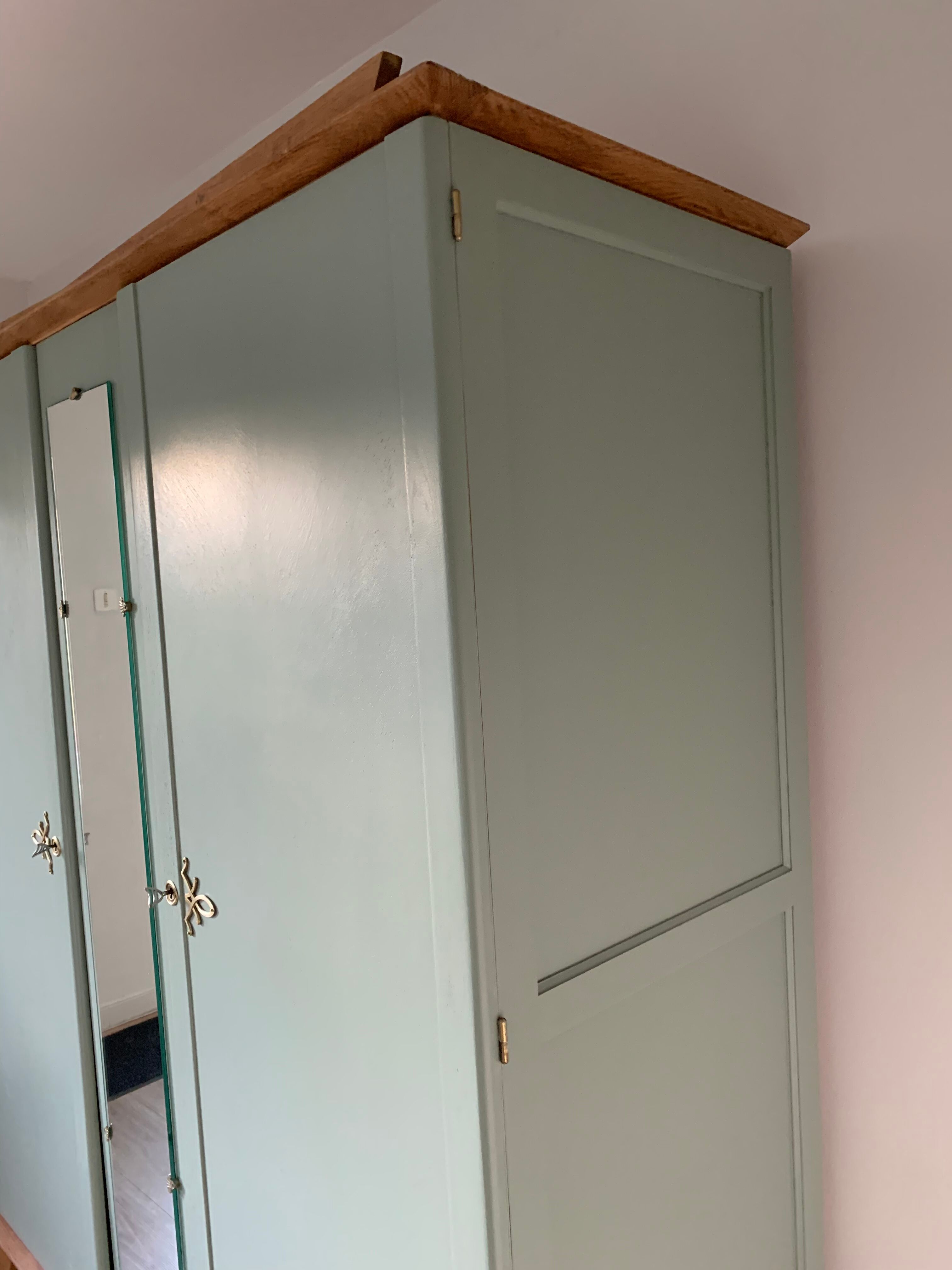 Eucalyptus cabinet