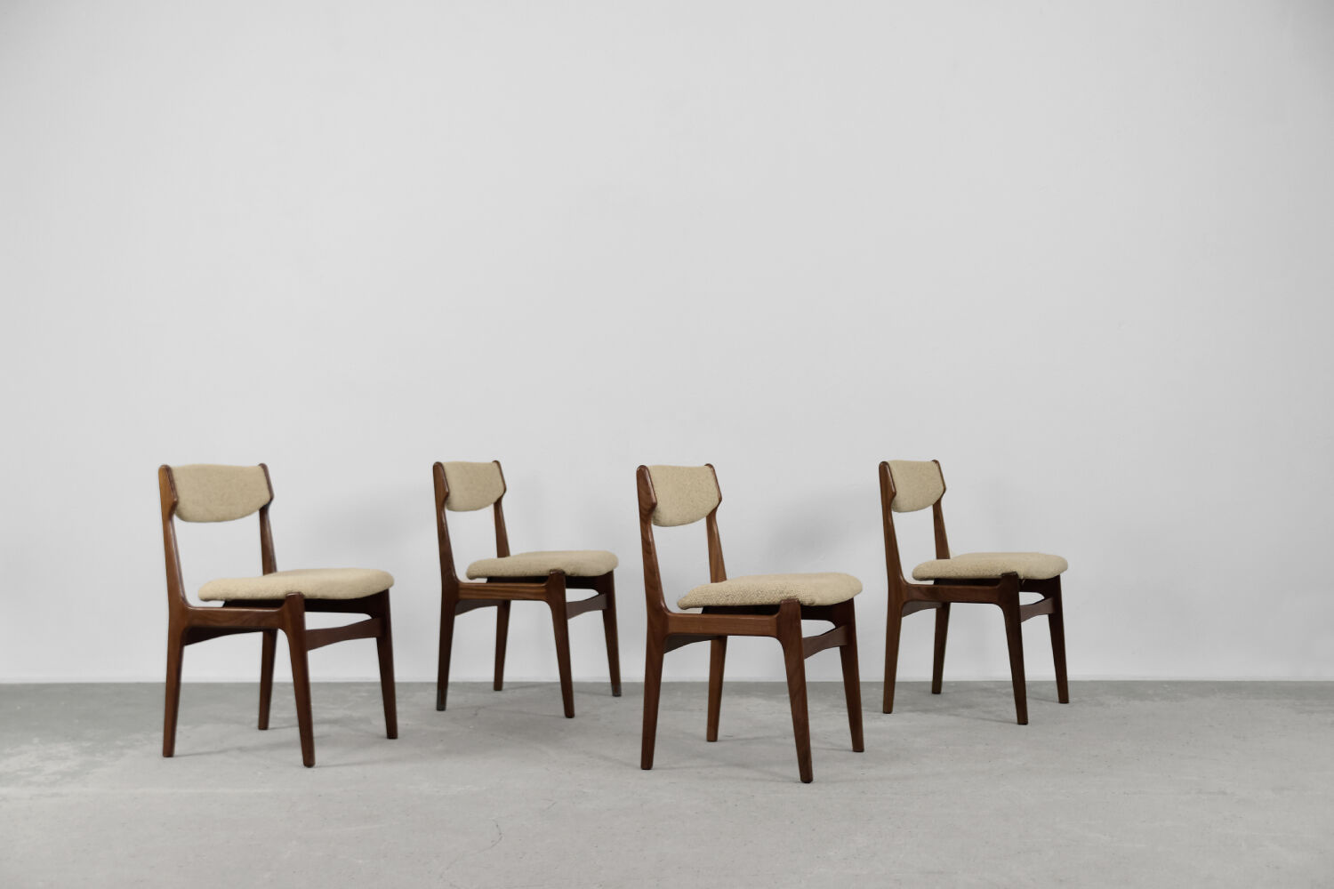 Mid-century modern scandinavian teak dining chair, 1960s, set of 4