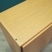 Meuble en frêne, design danois, années 1970, production : Danemark