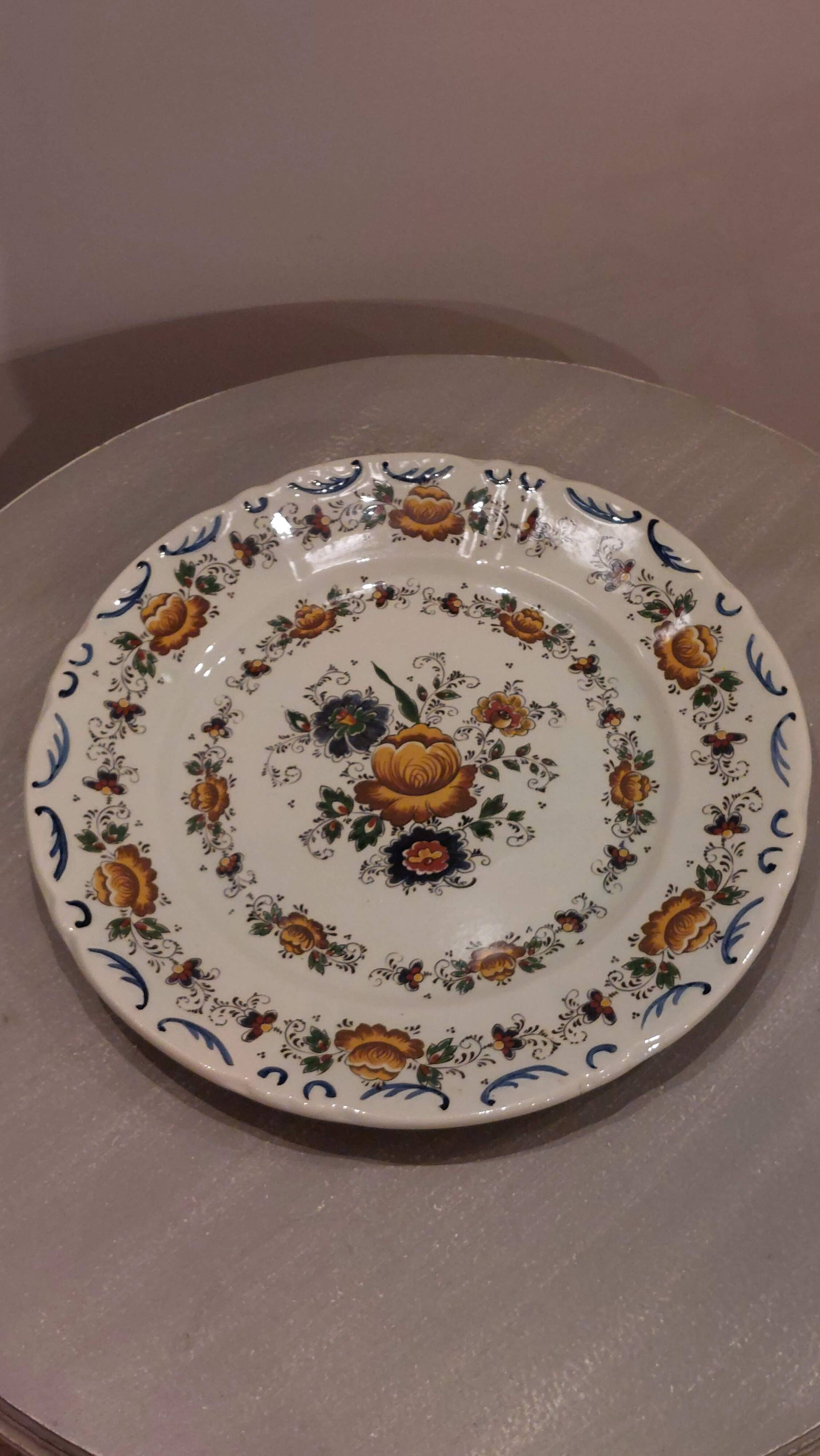 Rare - Earthenware soup tureen HB Quaregnon, floral decoration signed Hubert Becquet