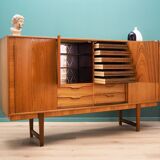 Buffet haut en teck, design danois, années 1960, production : Danemark
