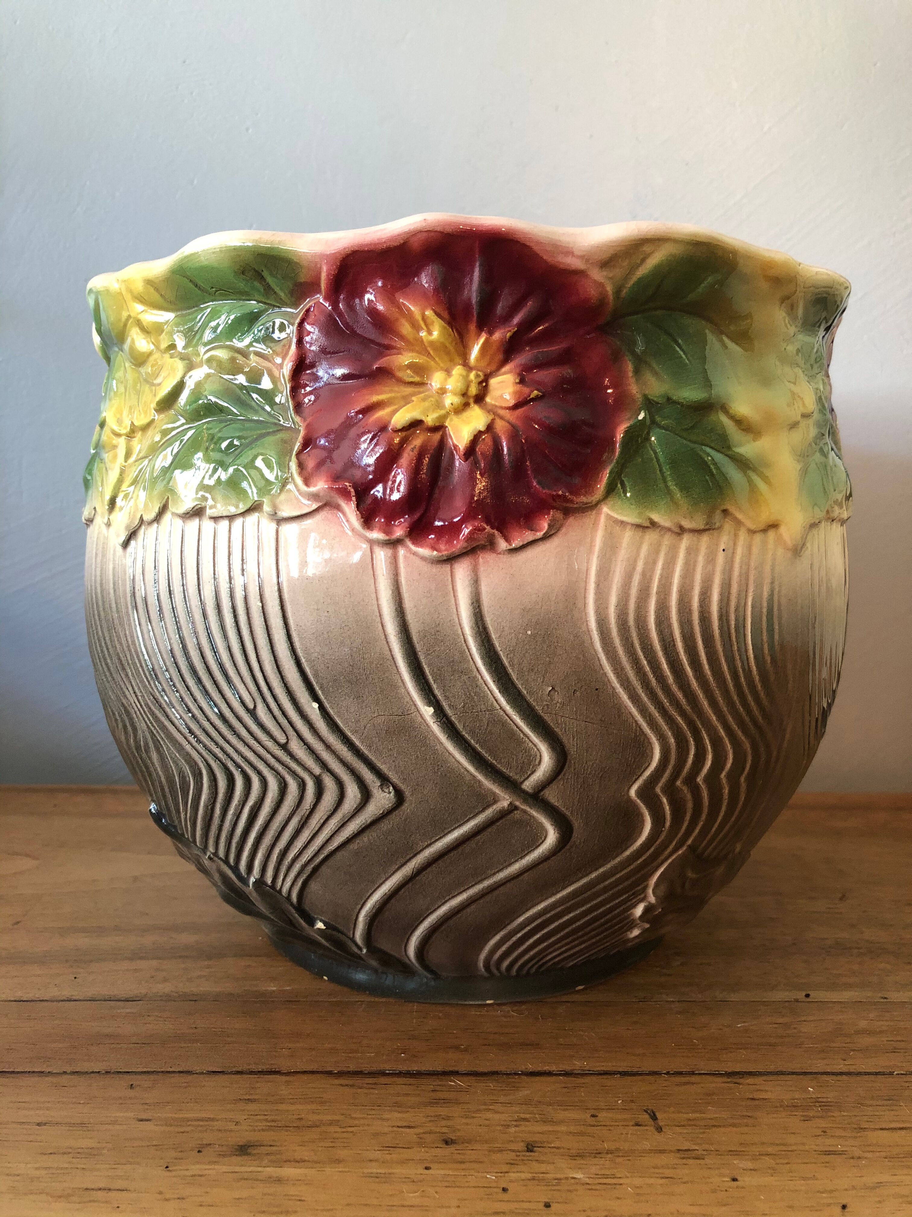 Pot cover in St. Amand dabbling