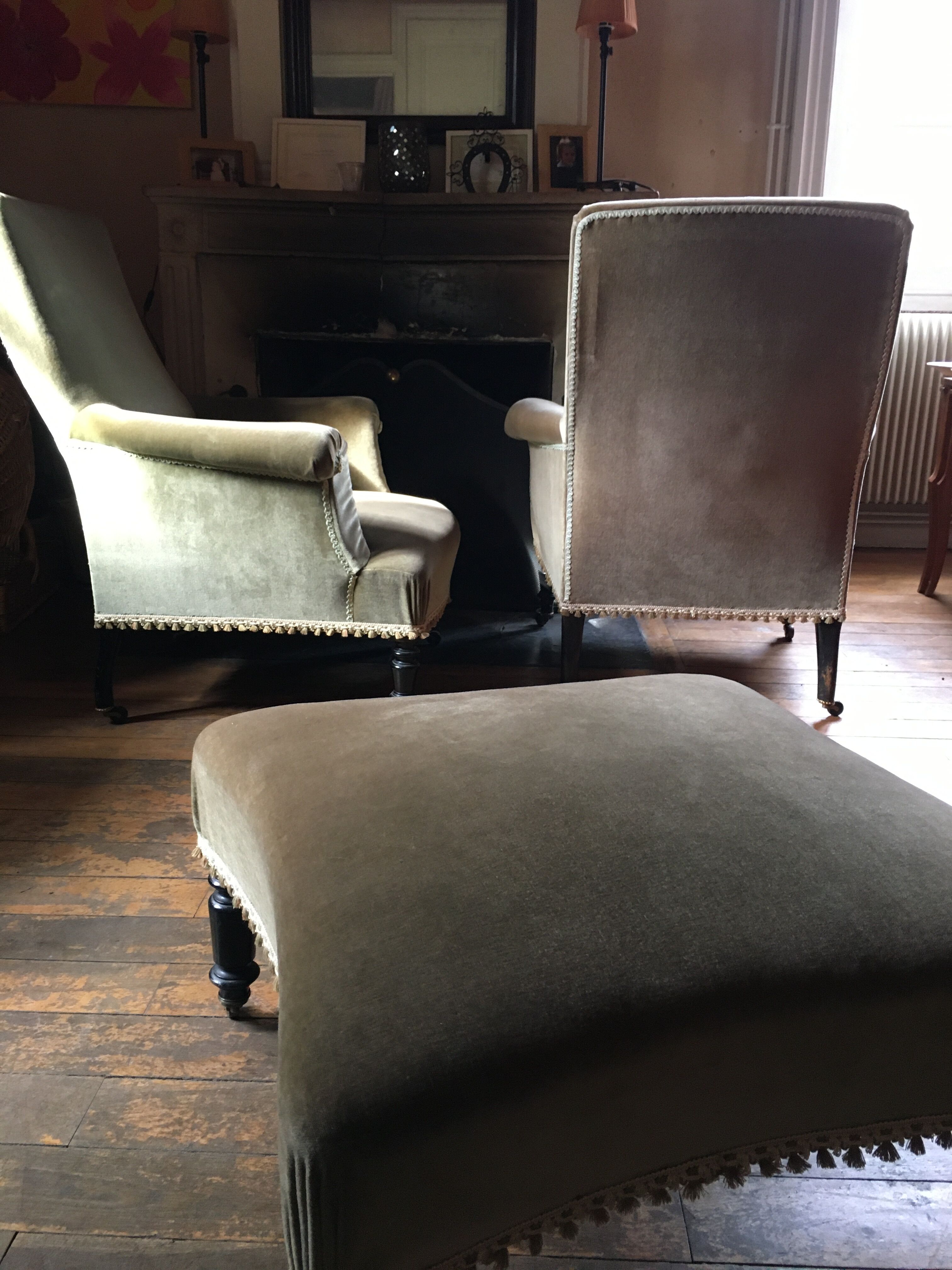 Napoleon lll velvet armchair