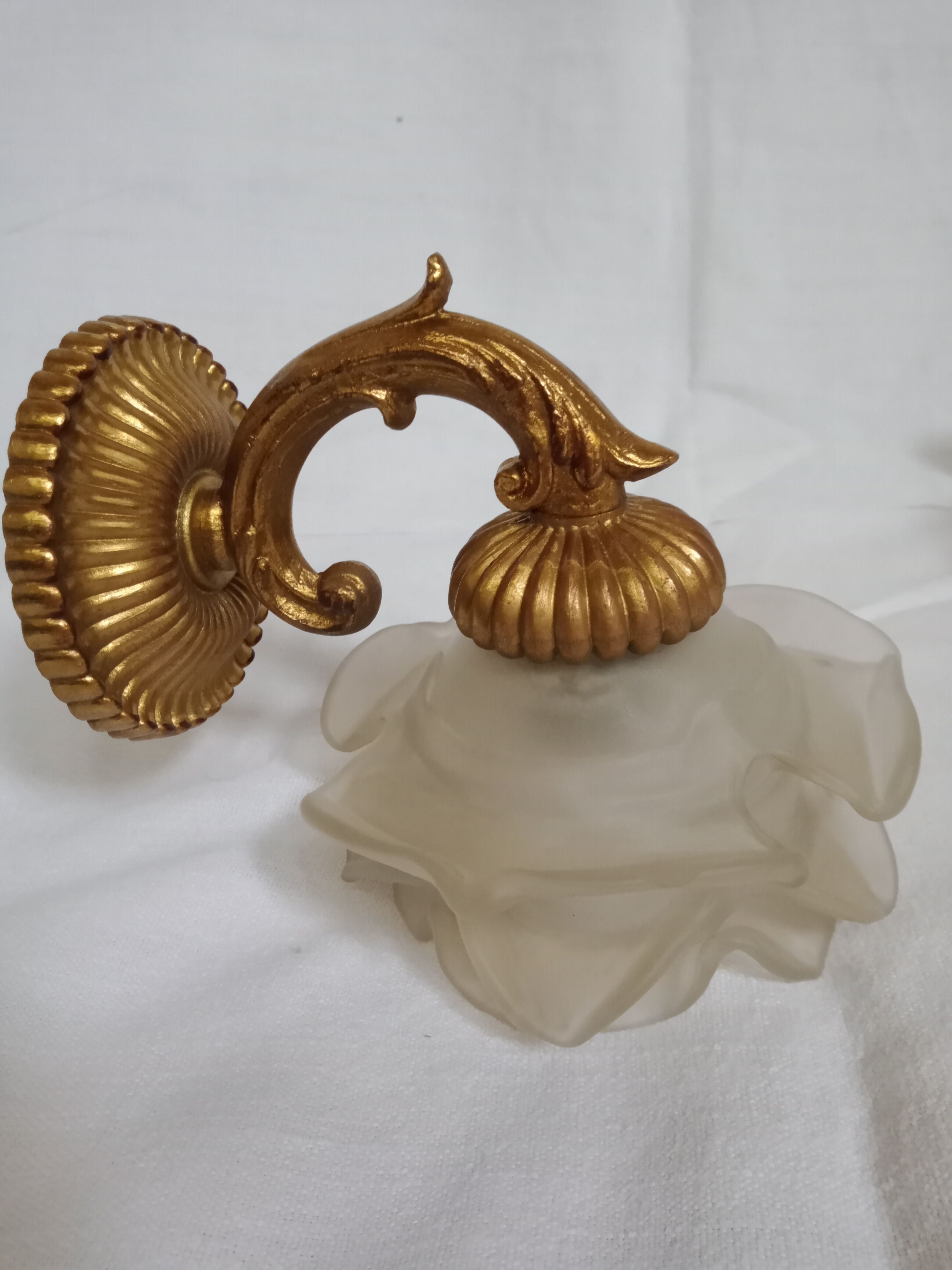 Art-deco bathroom set