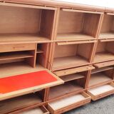 Bibliothèque de notaire vintage