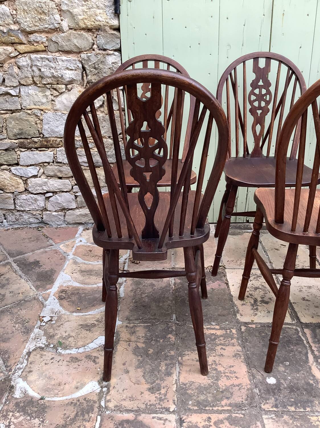 8 Windsor chairs