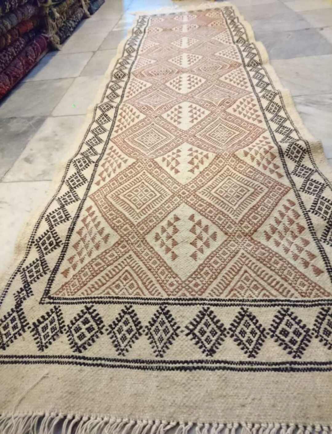 Wool rug 265x72cm