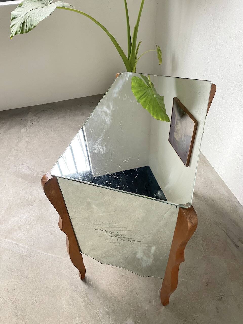 60s mirrored chest of drawers