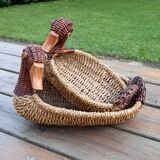 Lot of 4 baskets in baskets