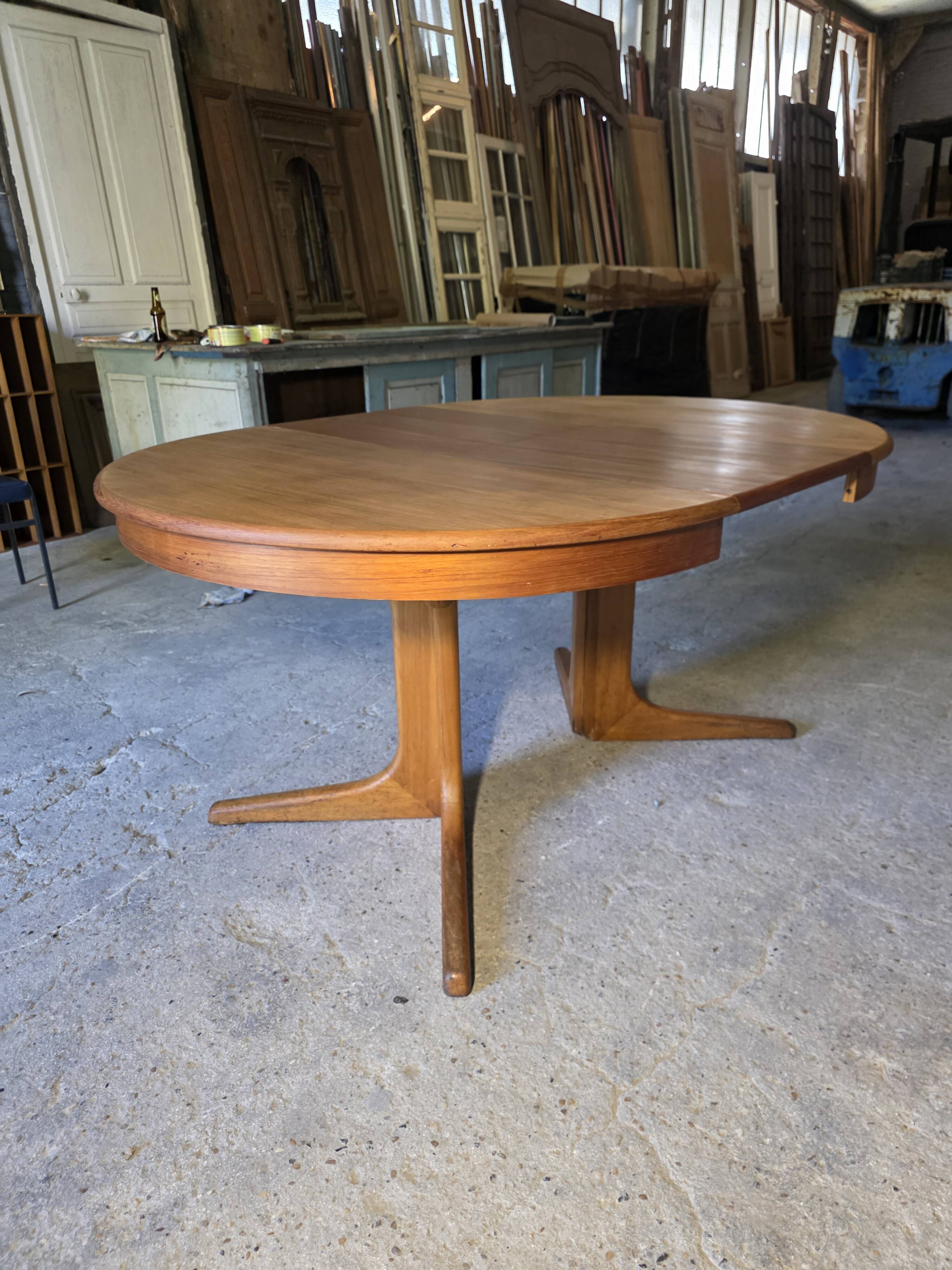 Table Baumann extensible en teck des années 60
