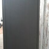 Armoire vitrine parisienne