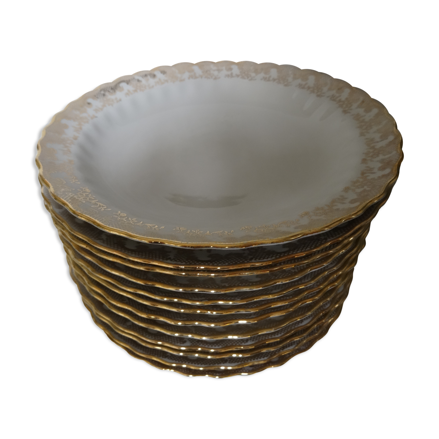 Lot de 12 assiettes blanches et or