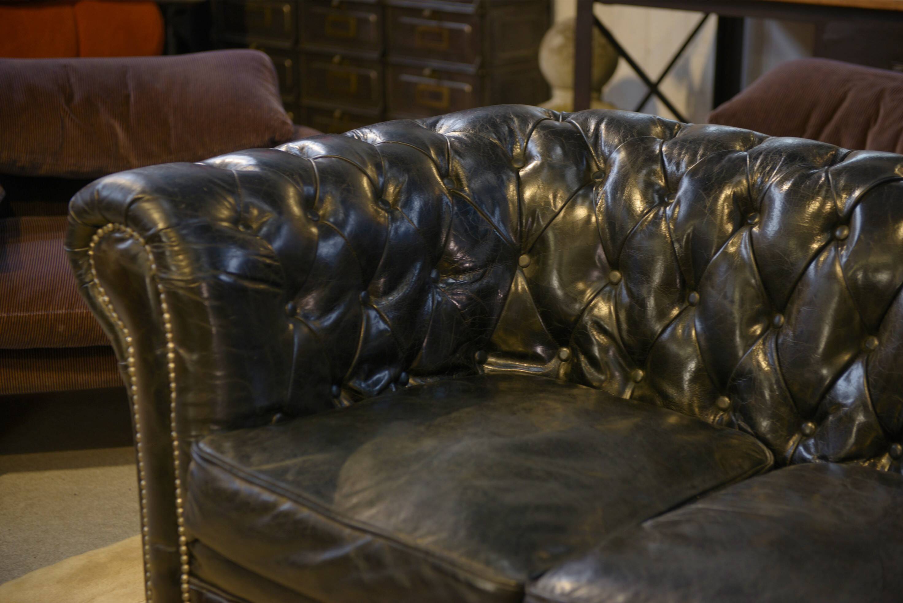 Chesterfield 3-seater sofa in black leather