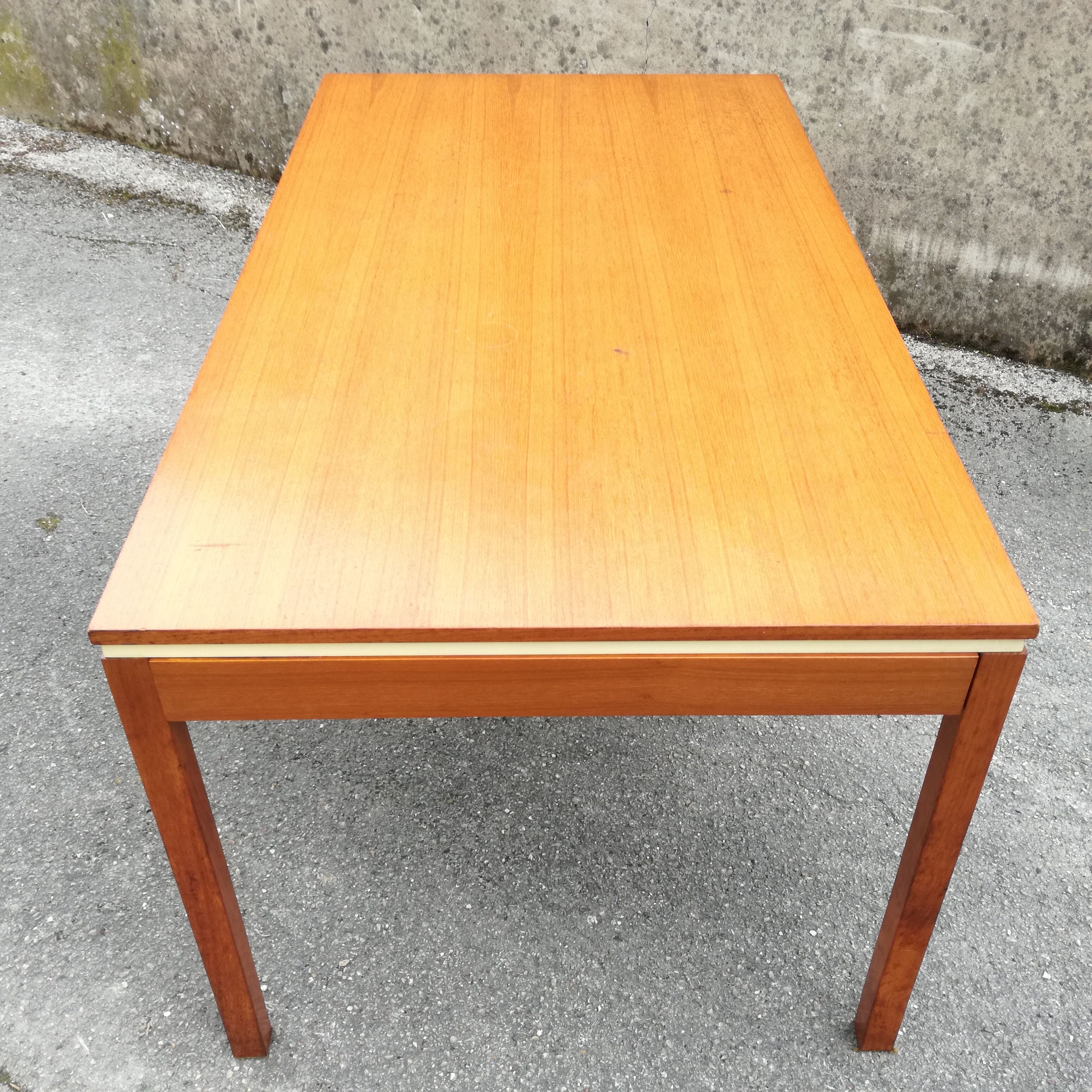 Table à repas rectangulaire 2m50