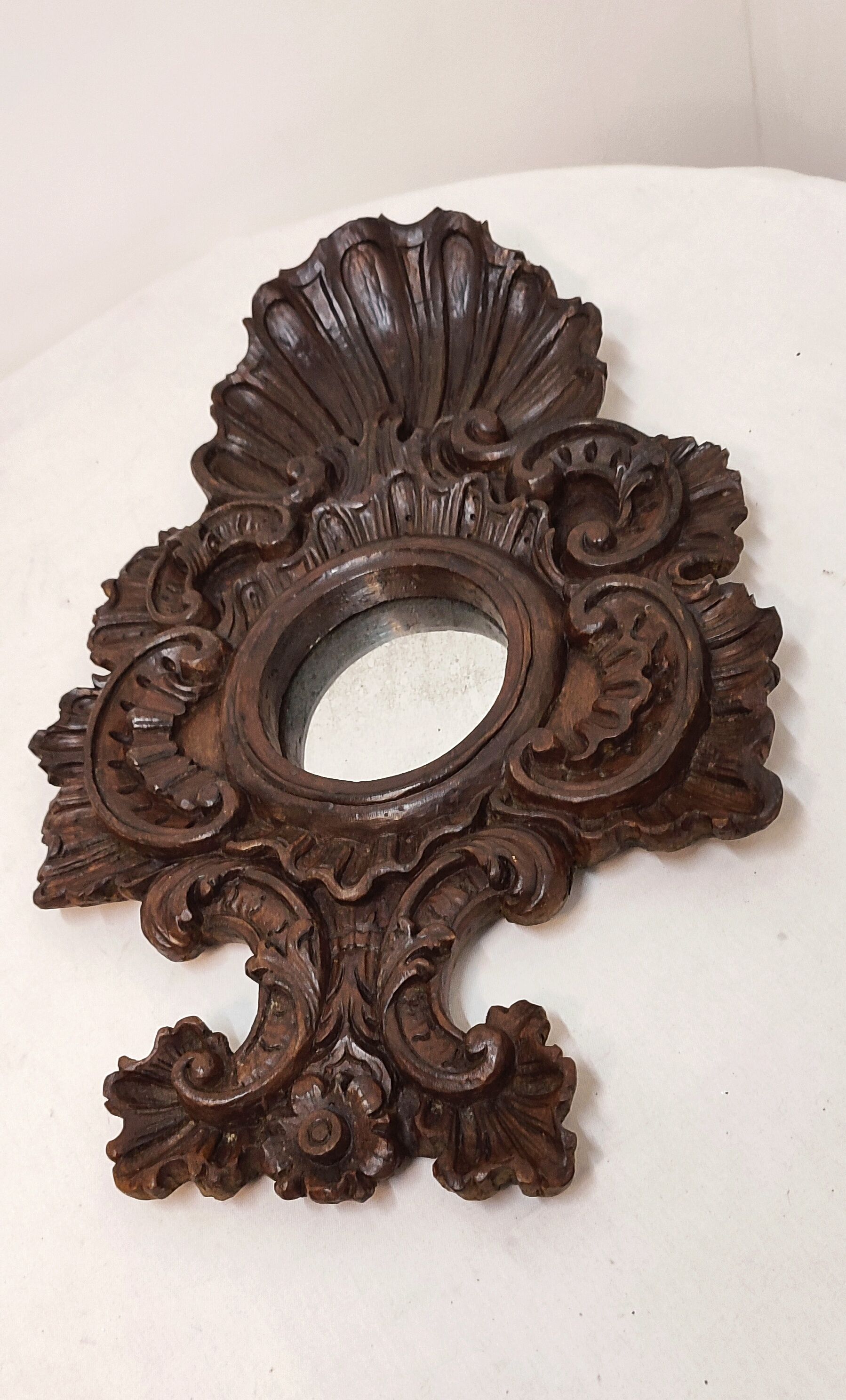 Miroir en bois sculpté Espagne années 1940 44x65cm