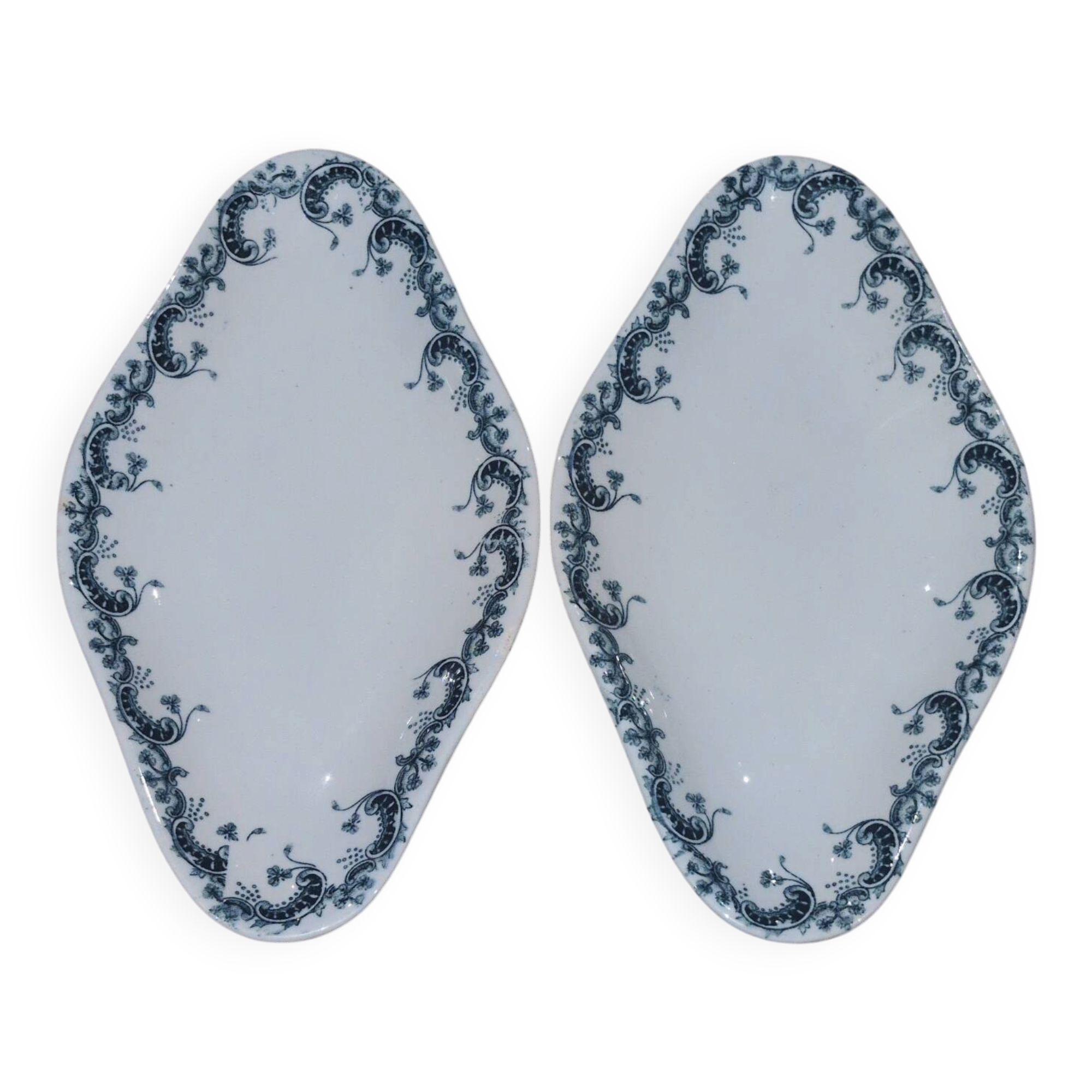 Pair of Saint Amand Hamage Byzantine Earthenware Dishes 24cm