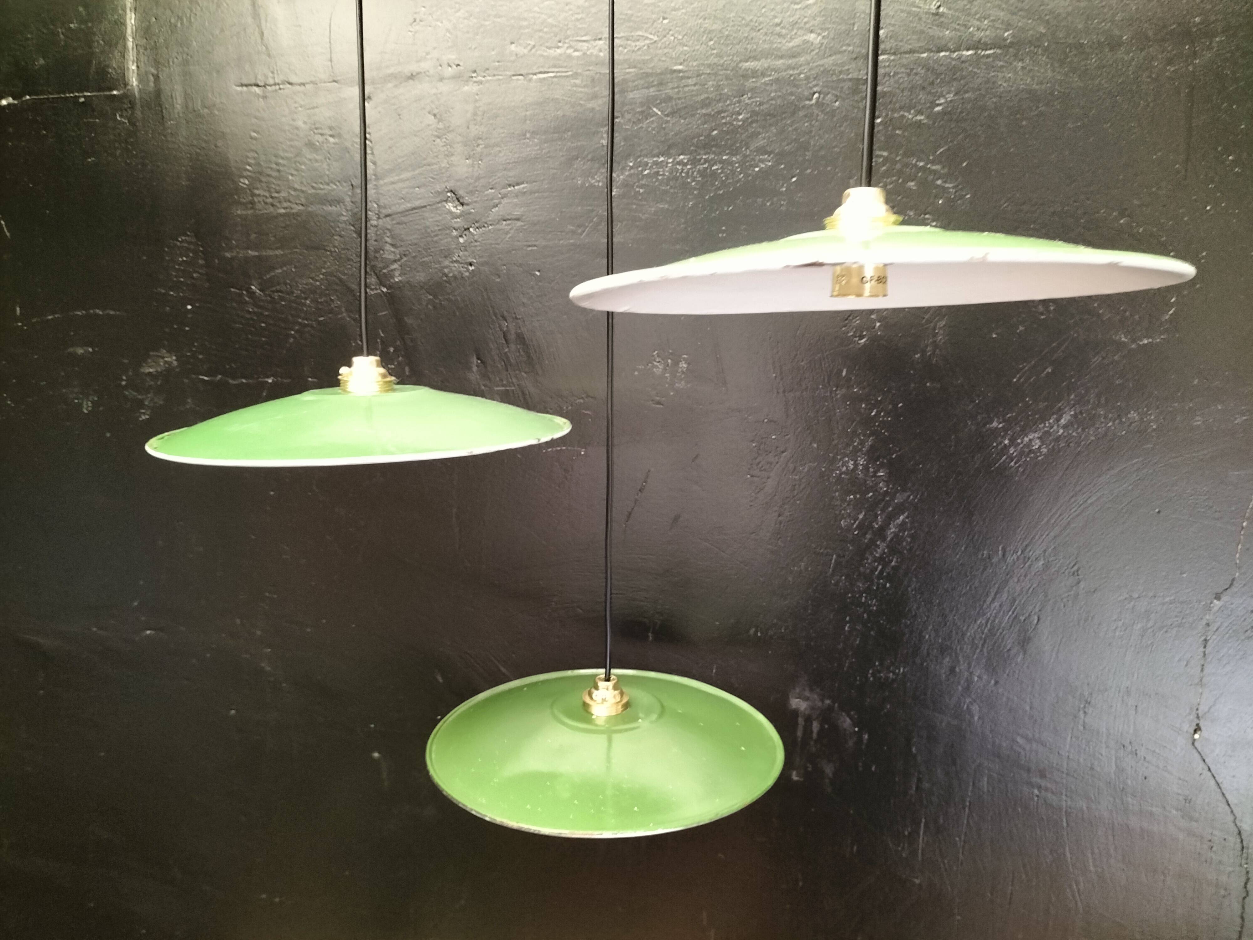 Enamelled sheet metal suspensions