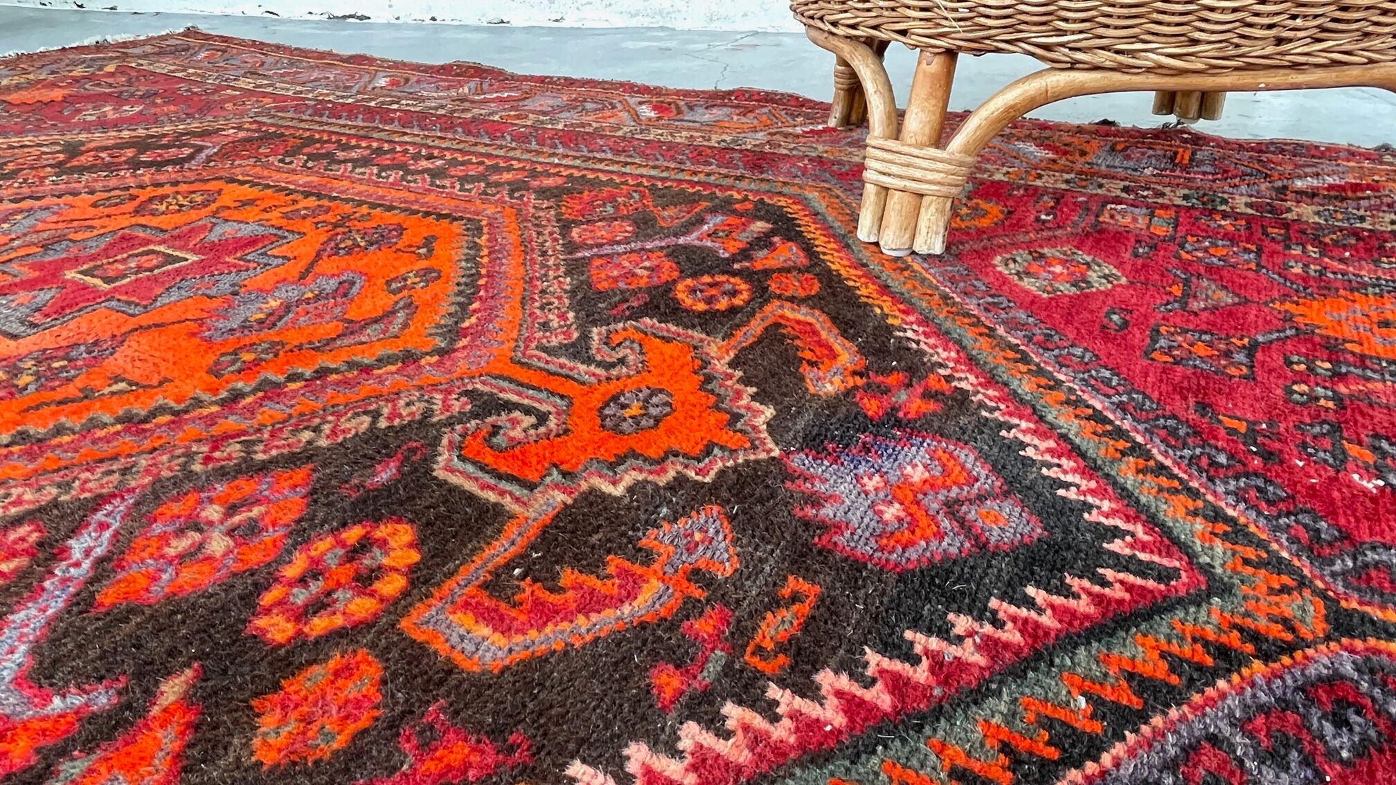 Carpet persian art deco 211 x 133cm