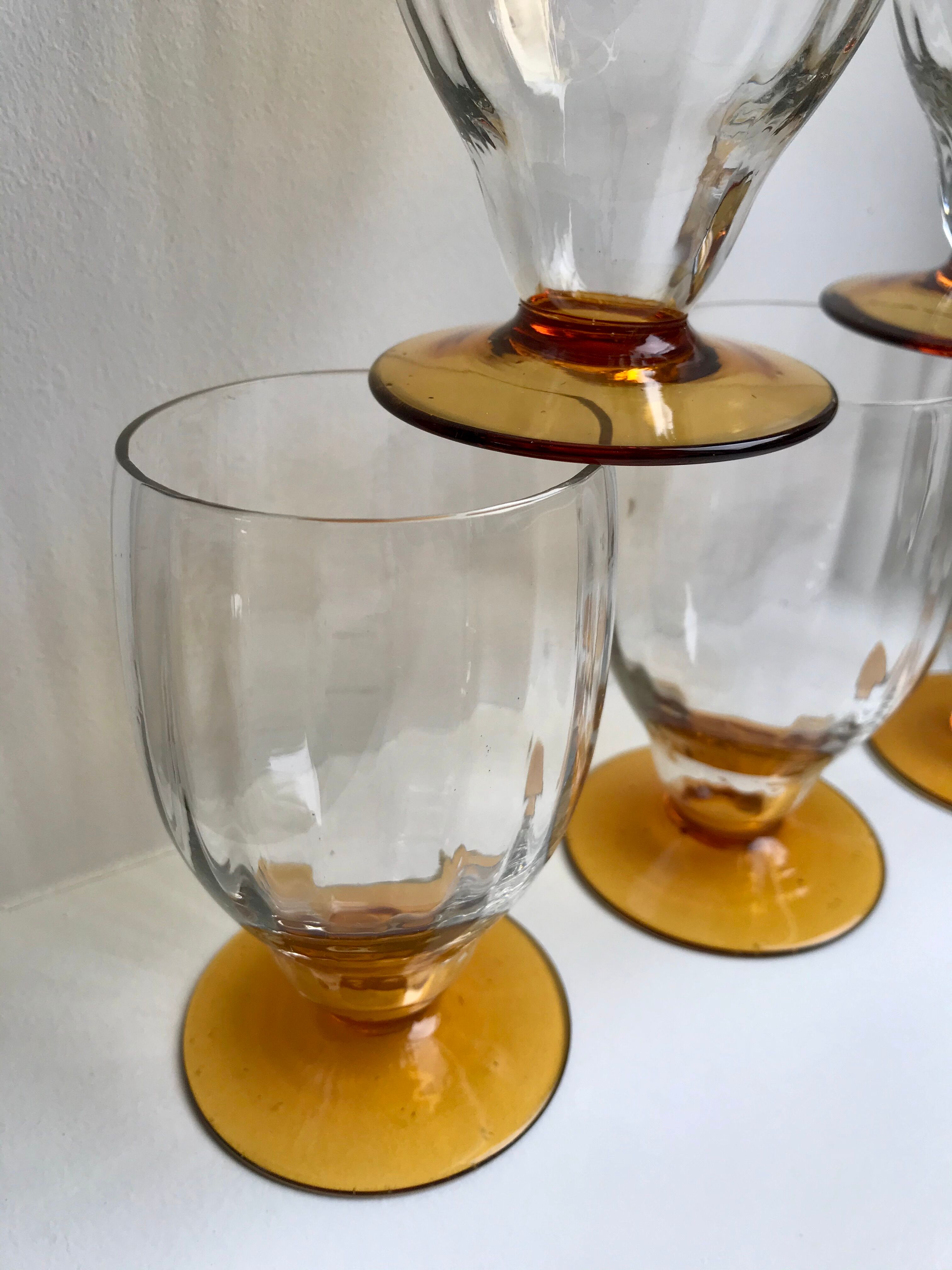 Lot de 6 verres à pieds ambré art déco années 30
