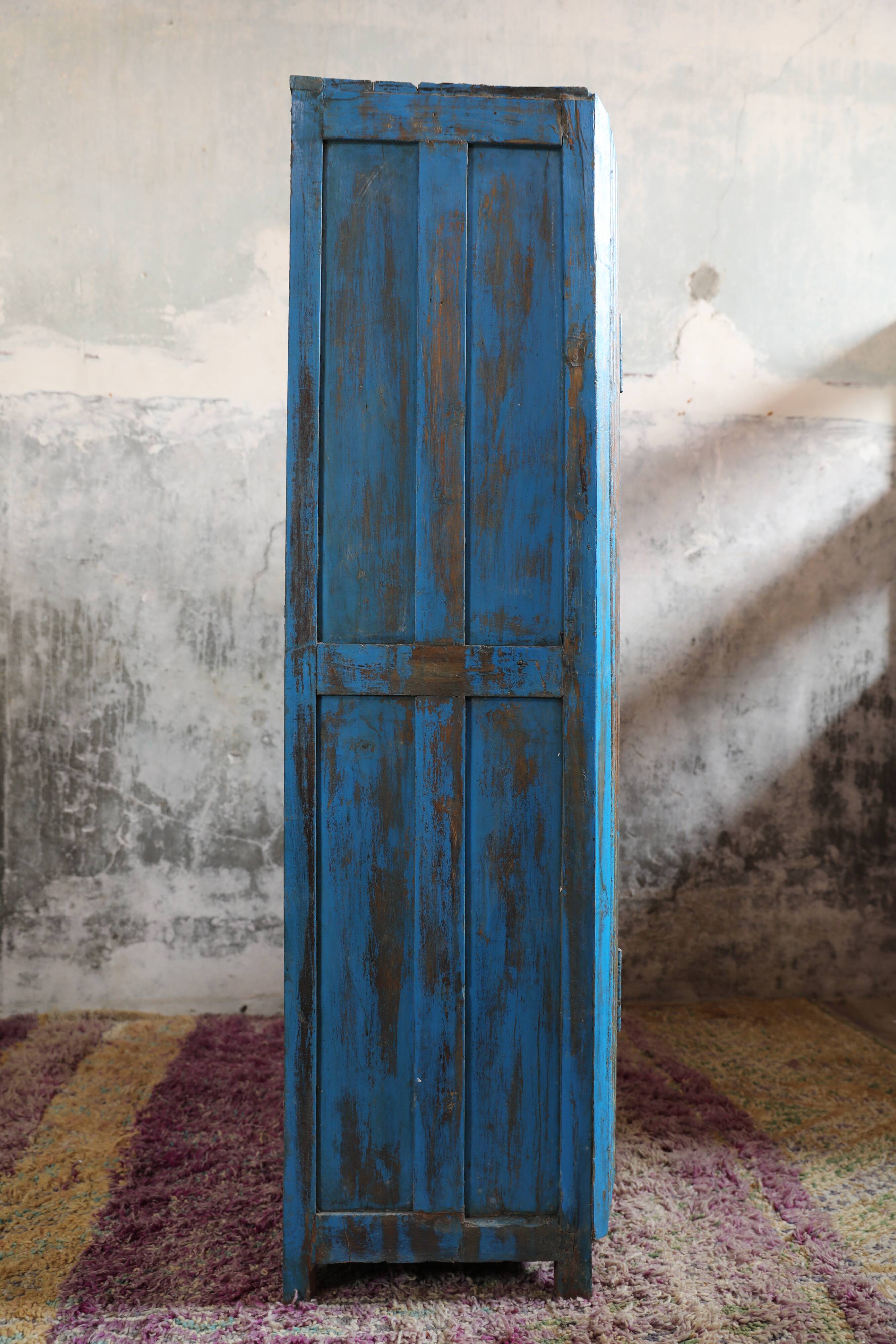 Indian showcase 2 doors and three shelves in mango tree, unique piece