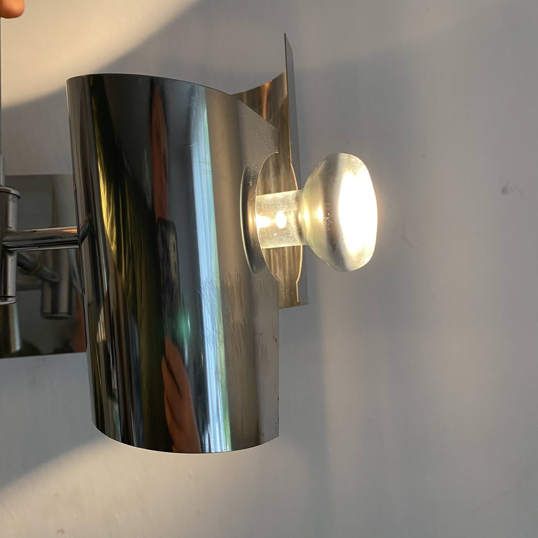 Suspension space age chrome from the 1970s.