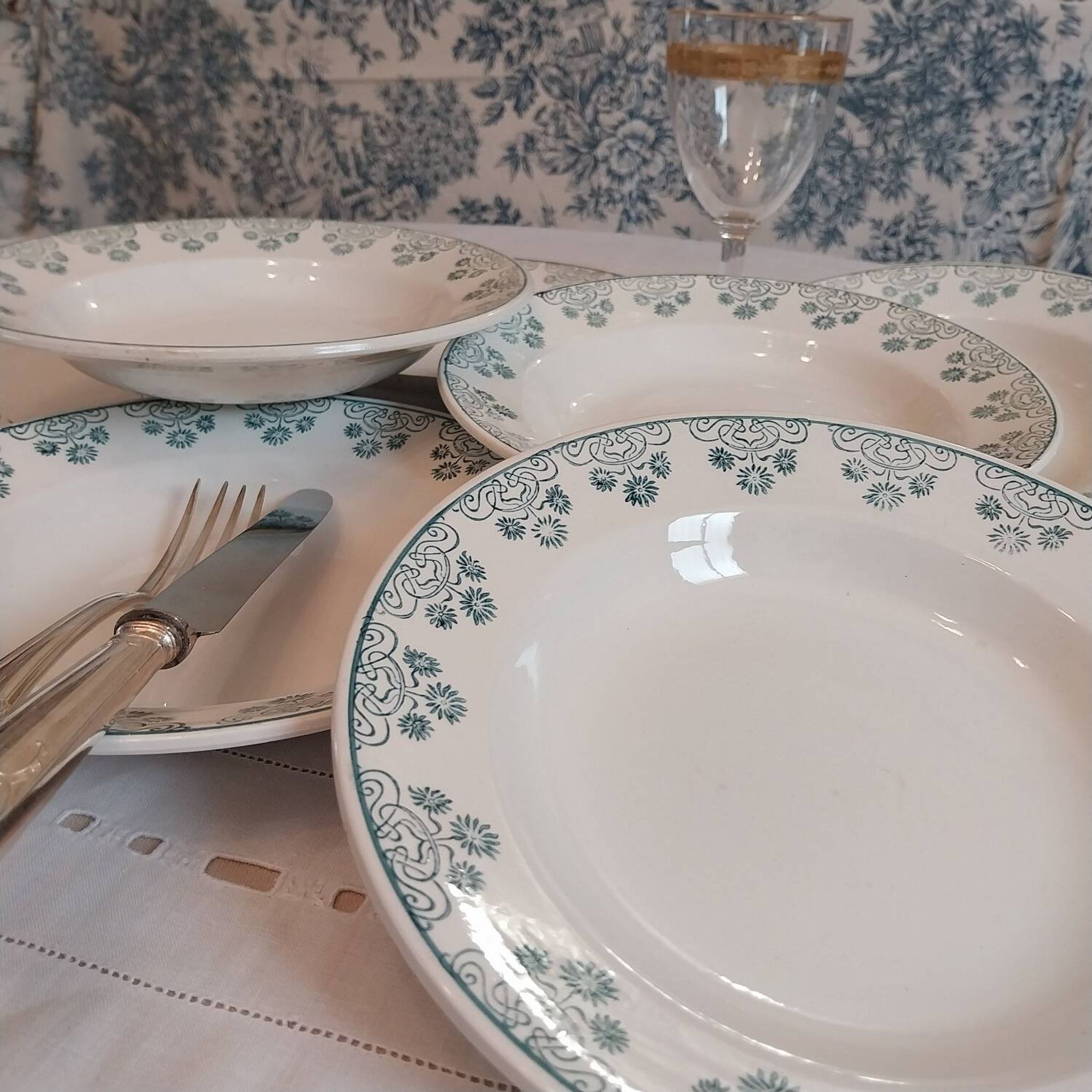 Deep plates made of ironstone from Digoin Sarreguemines.